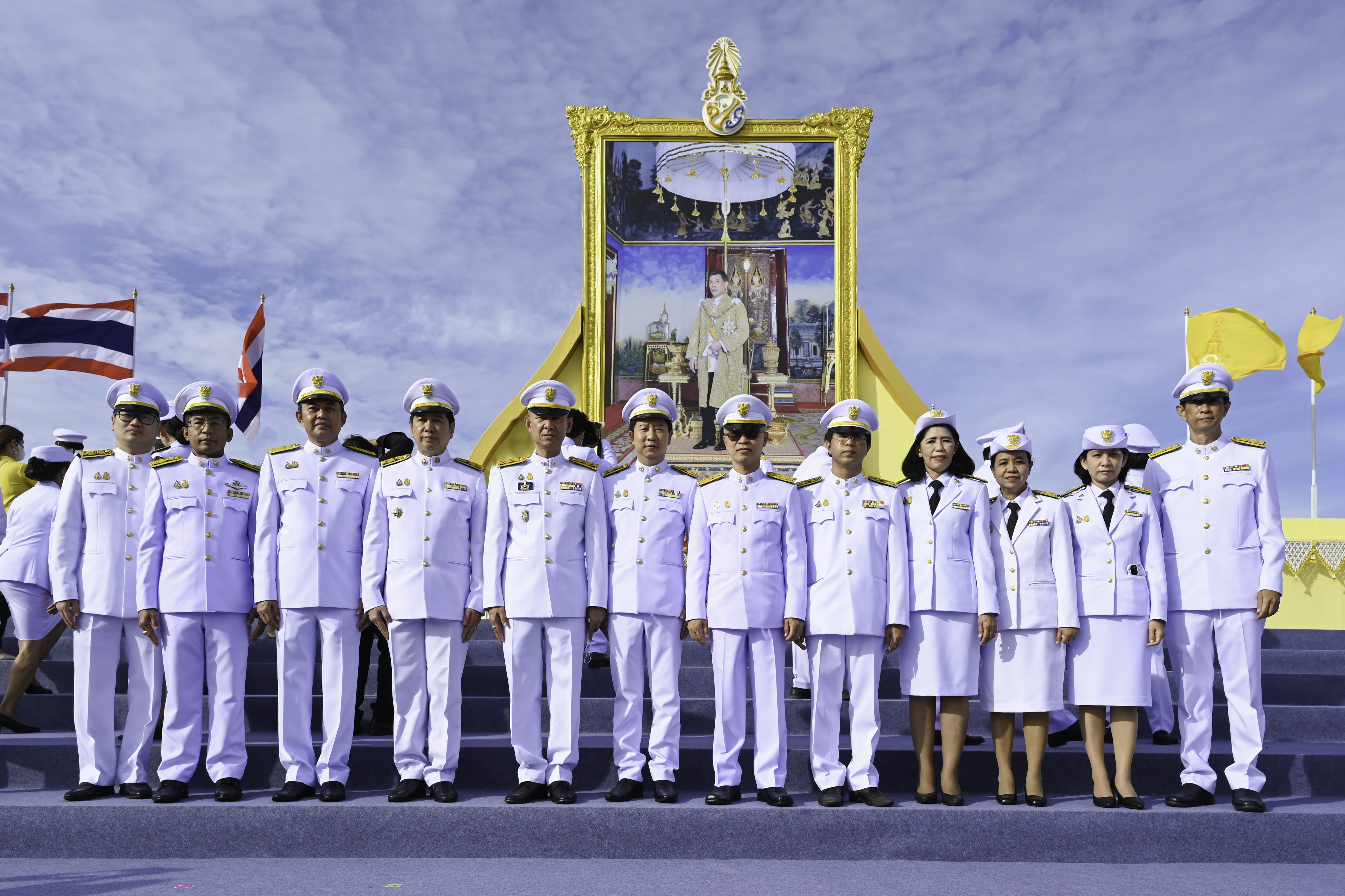 กรมสรรพากรร่วมพิธีถวายสัตย์ปฏิญาณเพื่อเป็นข้าราชการที่ดีและพลังของแผ่นดิน เนื่องในโอกาสวันเฉลิมพระชนมพรรษาพระบาทสมเด็จพระเจ้าอยู่หัว 28 กรกฎาคม 2566