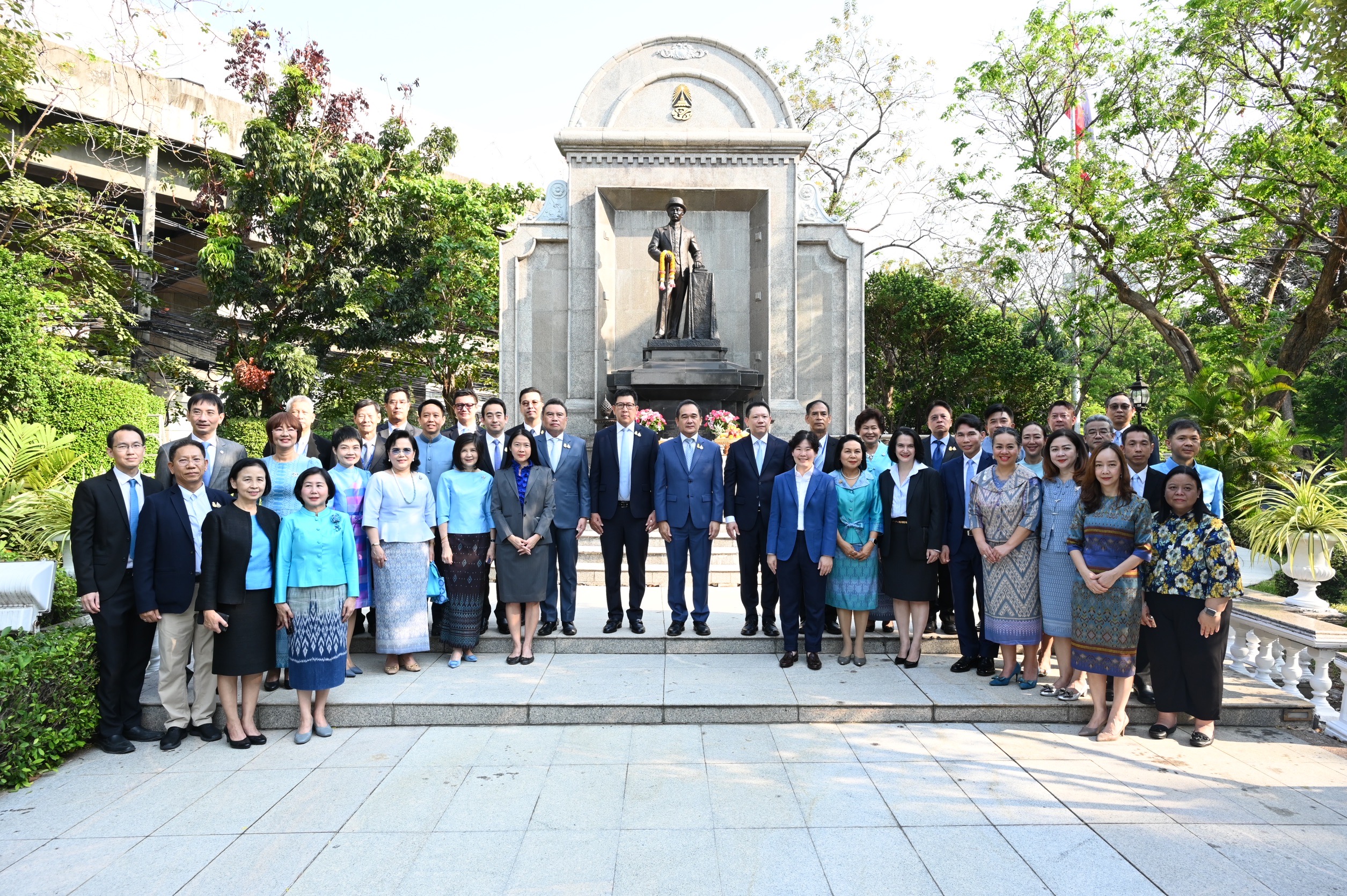 กรมสรรพากรร่วมแสดงความยินดีวันคล้ายวันสถาปนากระทรวงการคลัง ครบรอบ 149 ปี และพิธีเปิด “อาคาร 150 ปี กระทรวงการคลัง”