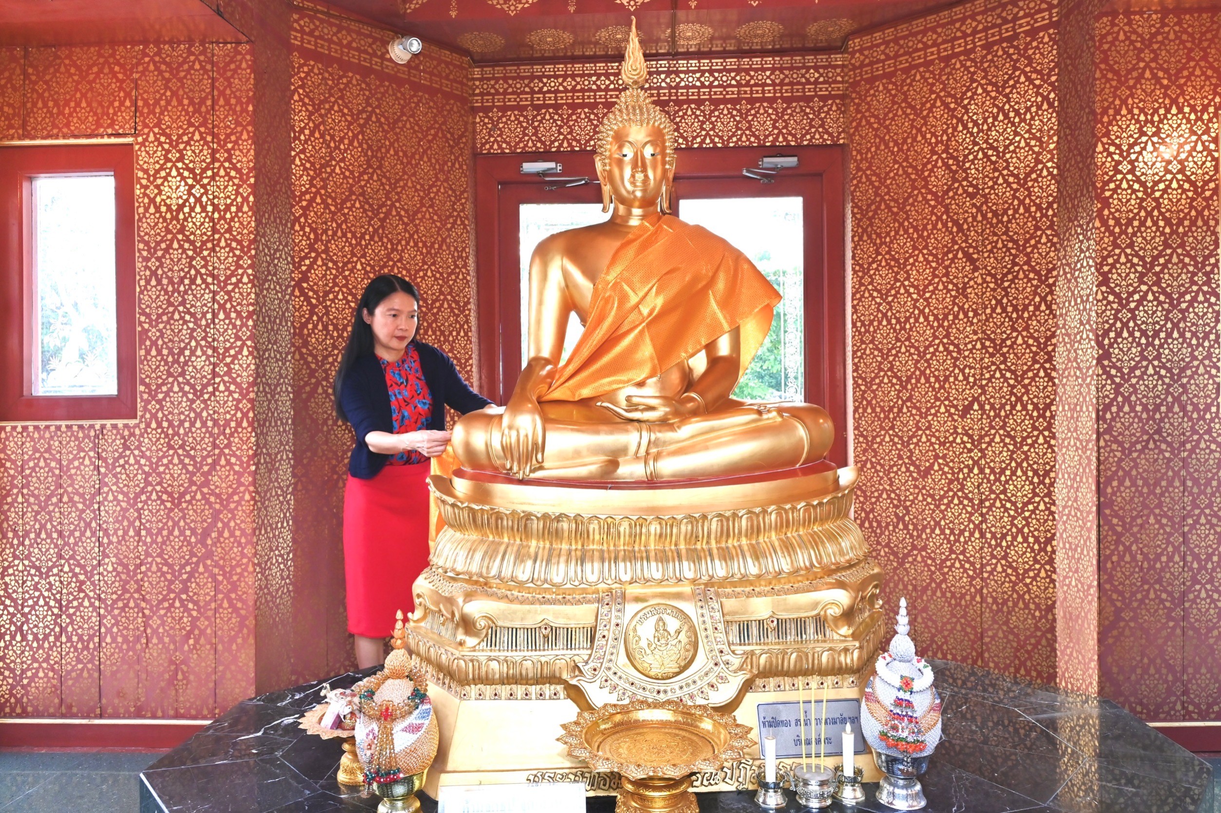 กรมสรรพากรทำบุญตักบาตรเนื่องในเทศกาลสงกรานต์ ประจำปี 2567