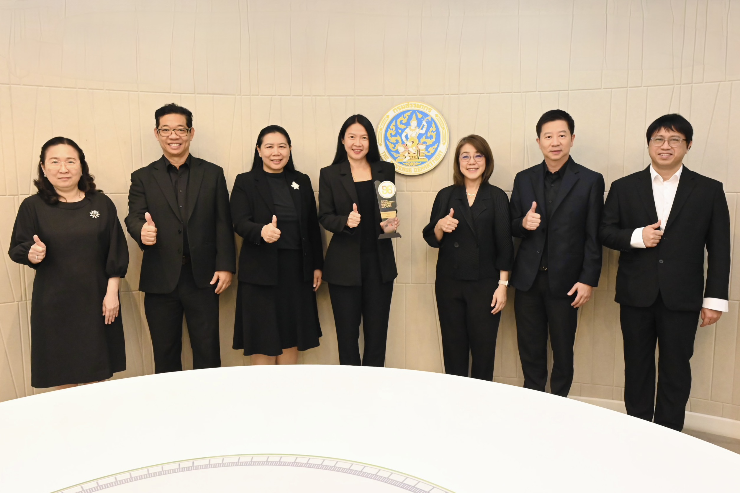 กรมสรรพากรคว้ารางวัลรัฐบาลดิจิทัล DG Awards 2025  ในรางวัลหน่วยงานระดับกรมที่ให้บริการเป็นหลักแสดงถึงความมุ่งมั่นออกแบบบริการเพื่อประชาชน ด้วยหัวใจแห่งนวัตกรรม