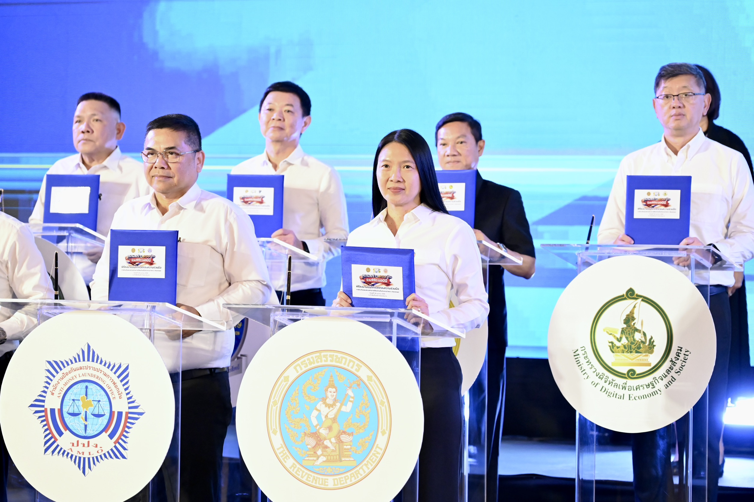 กรมสรรพากรร่วมพิธีลงนามบันทึกข้อตกลงความร่วมมือการป้องกันและปราบปรามการใช้คนไทยเป็นตัวแทนอำพราง (Nominee) ภายใต้แนวคิด “ลบรอยร้าวเศรษฐกิจ ร่วมพิชิตนอมินี”
