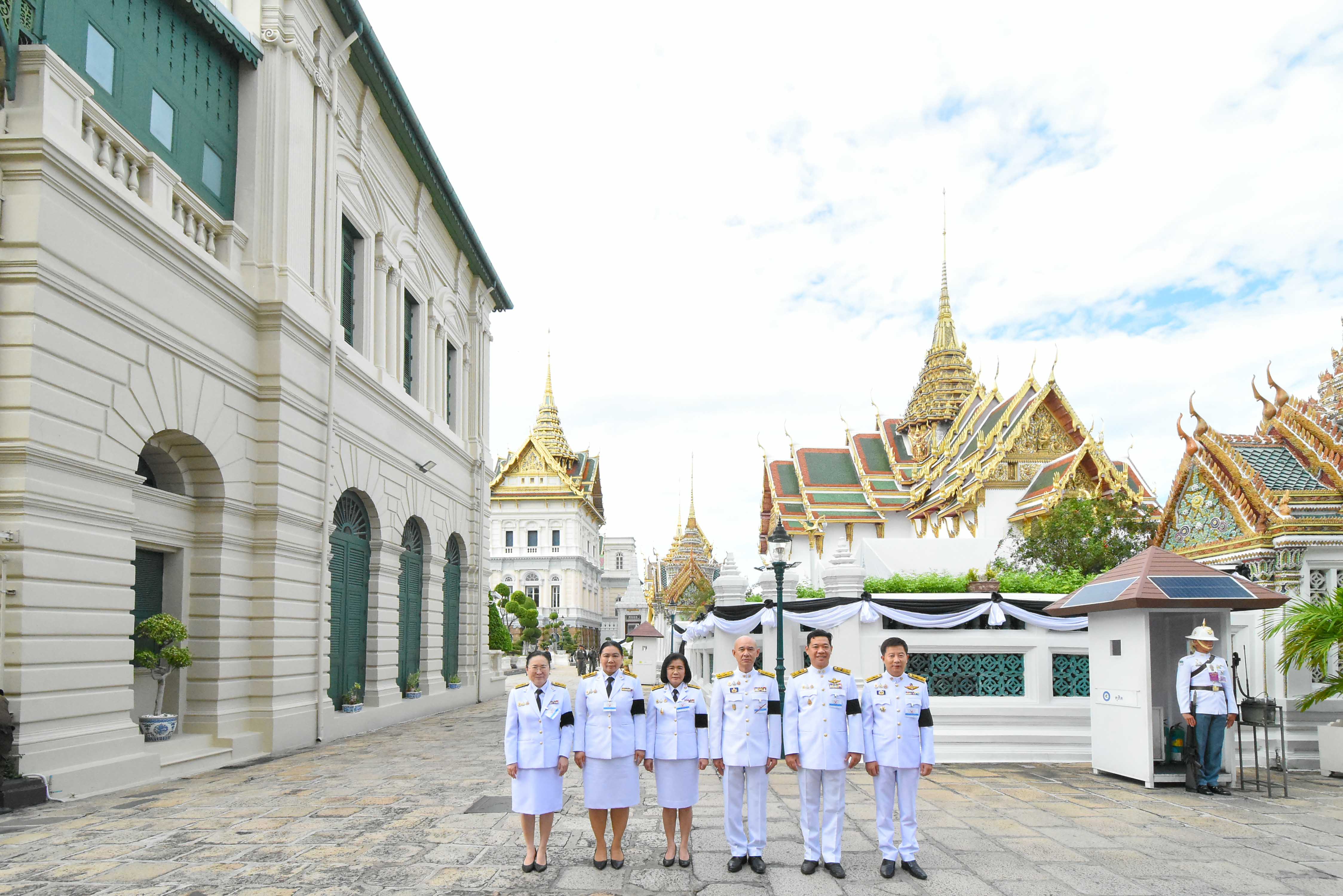 กรมสรรพากรเป็นเจ้าภาพพระพิธีธรรมสวดพระอภิธรรมพระบรมศพ สมเด็จพระนางเจ้าสิริกิติ์ พระบรมราชินีนาถ พระบรมราชชนนีพันปีหลวง