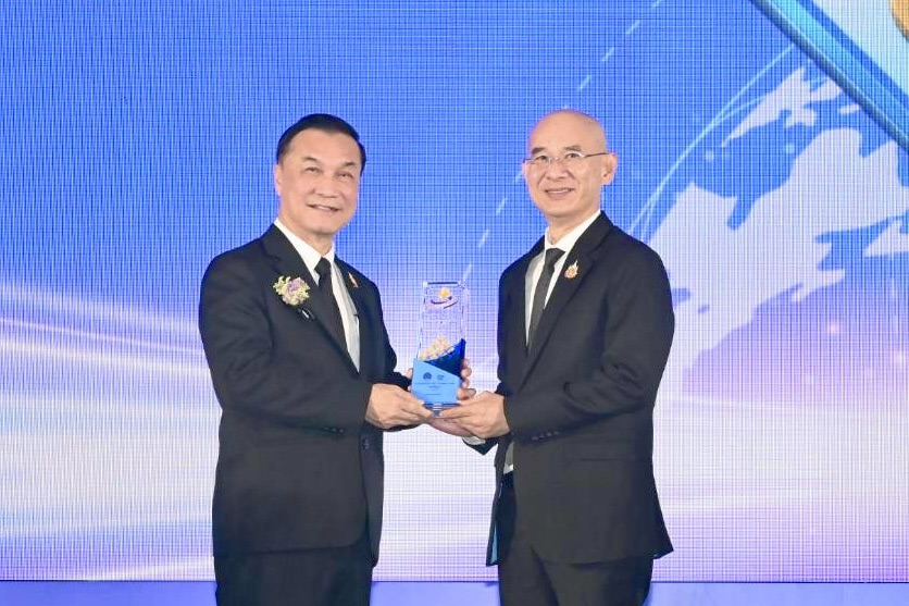 กรมสรรพากรรับมอบโล่และตรารับรองมาตรฐานการให้บริการของศูนย์ราชการสะดวก (GECC) ประจำปี พ.ศ. 2569