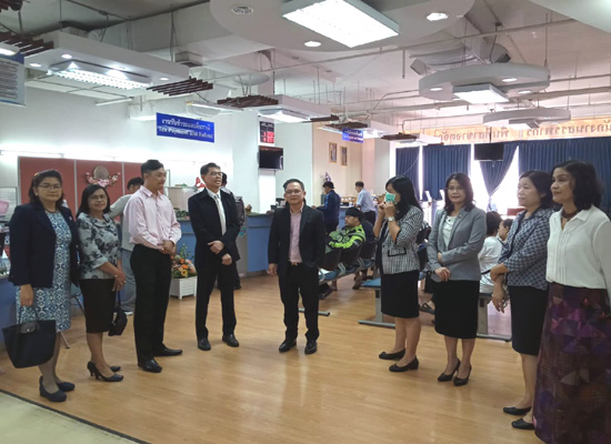 ท่านวิรัตน์ ลอยจิรากุล สรรพากรภาค 1 และคณะฯ เดินทางไปตรวจเยี่ยม สำนักงานสรรพากรพื้นที่กรุงเทพมหานคร 7 เพื่อสร้างขวัญ และกำลังใจ