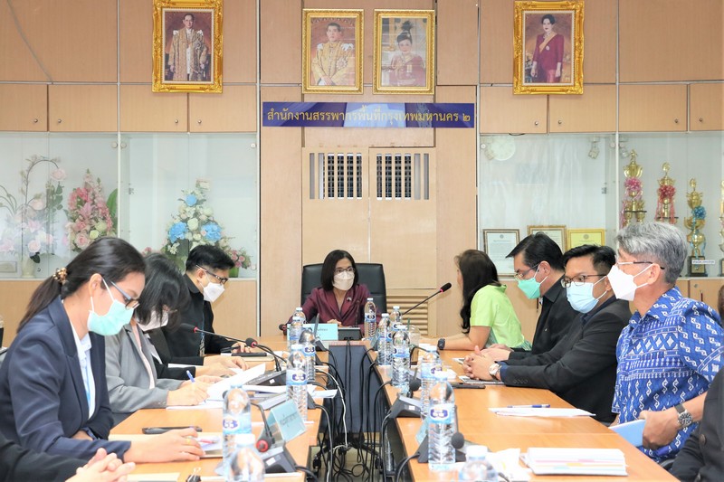 ท่านสมจิตร์ ฉันท์ทอง สรรพากรภาค 1 และ คณะฯ ประชุมสรุปผลการตรวจราชการ สำนักงานสรรพากรพื้นที่กรุงเทพมหานคร 2 และ สำนักงานสรรพากรพื้นที่สาขาในสังกัด