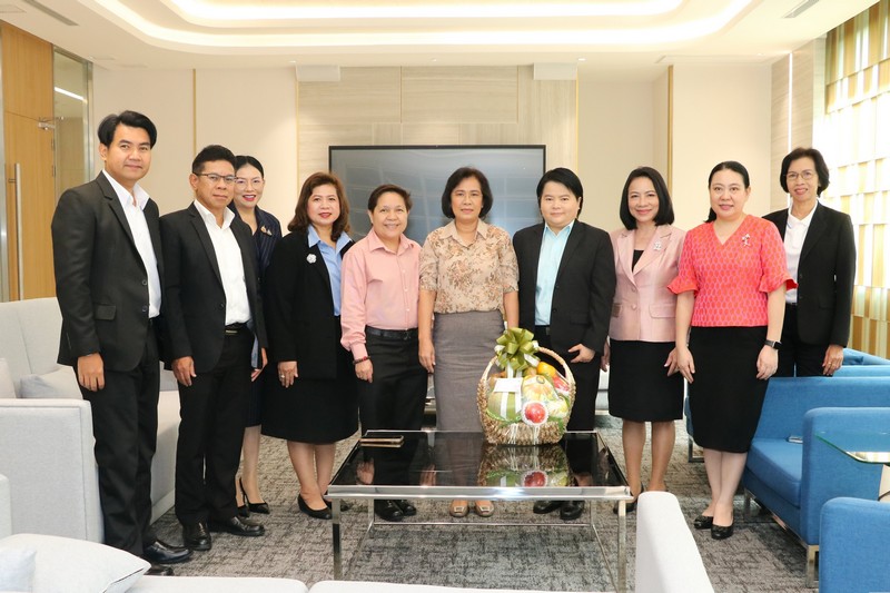 สรรพากรภาค 1 และคณะฯ เข้าแสดงความยินดีกับ ท่านสลักจิต พงษ์ศิริจันทร์ เนื่องในโอกาสได้รับการแต่งตั้งให้ดำรงตำแหน่ง ที่ปรึกษาด้านยุทธศาสตร์การจัดเก็บภาษี