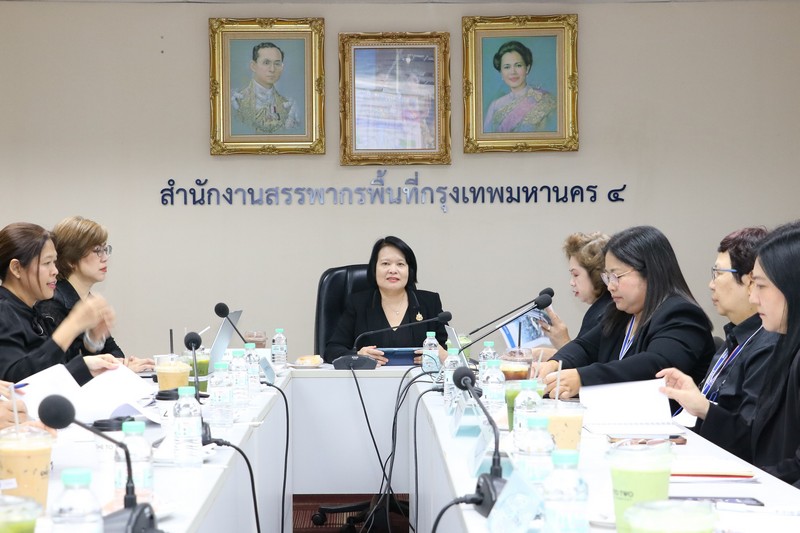 สรรพากรภาค 1 และ คณะฯ ประชุมสรุปผลการตรวจราชการ สำนักงานสรรพากรพื้นที่กรุงเทพมหานคร 4 และ สำนักงานสรรพากรพื้นที่สาขาในสังกัด
