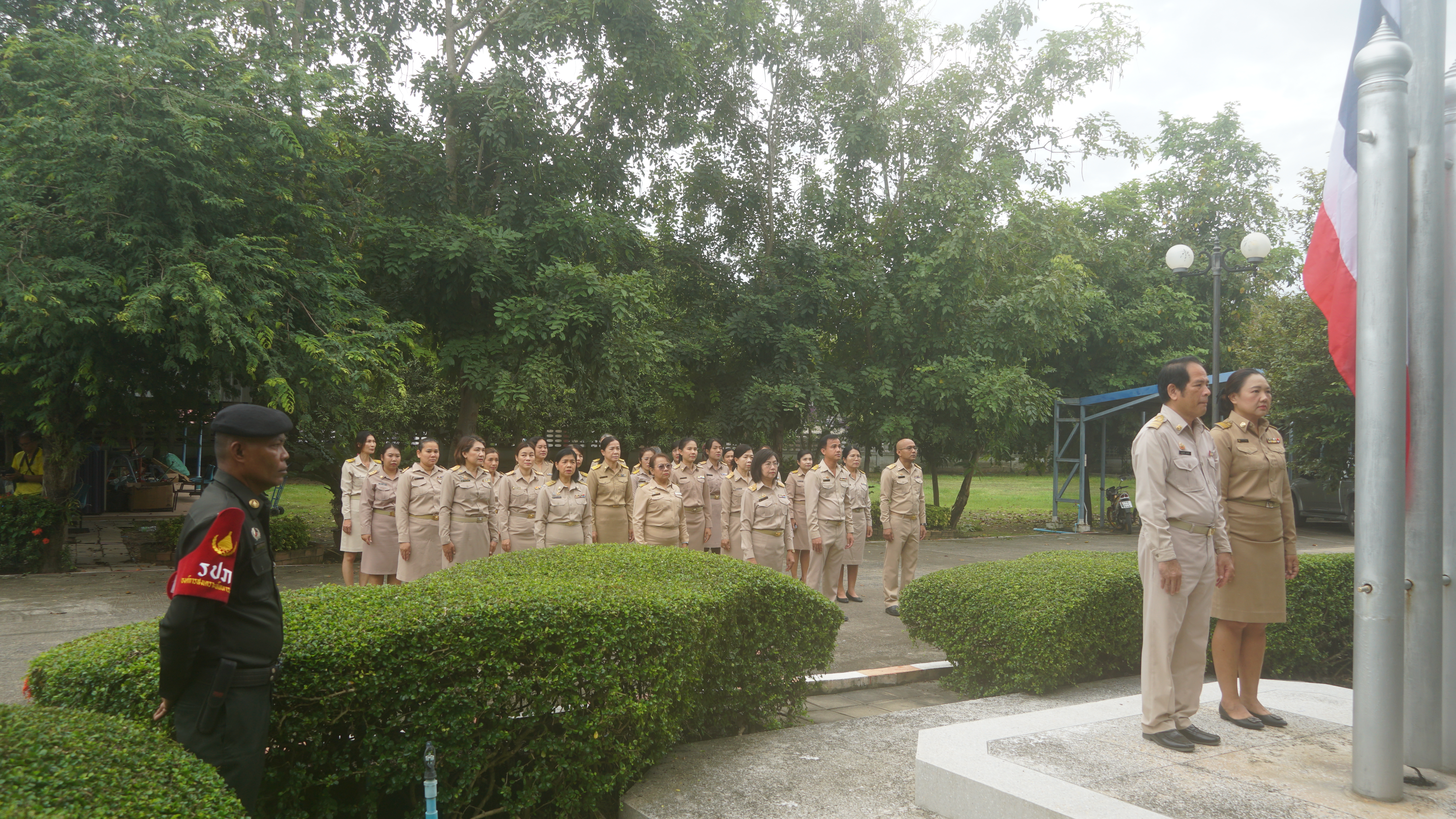 ร่วม! เคารพธงชาติ และ ร้องเพลงชาติ เนื่องในวันพระราชทานธงชาติไทย ประจำปี 2568