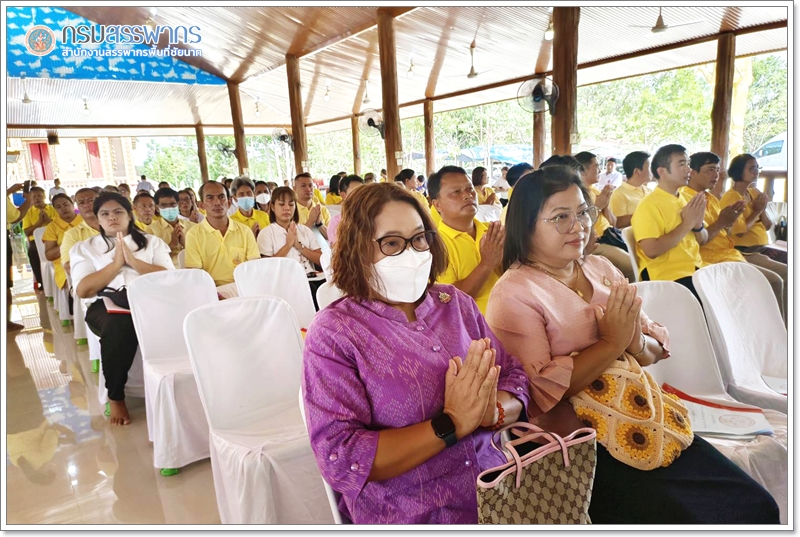 ประมวลภาพพิธีเจริญพระพุทธมนต์เฉลิมพระเกียรติถวายพระพรชัยมงคลแด่ พระบาทสมเด็จพระเจ้าอยู่หัว เนื่องในโอกาสวันเฉลิมพระชนมพรรษา 6 รอบ ณ วัดหนองอ้ายสาม