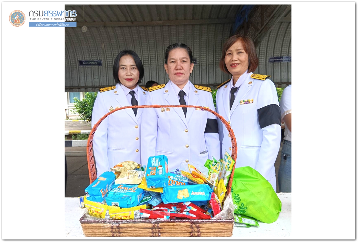 ประมวลภาพพิธีเจริญพระพุทธมนต์และตักบาตรถวายเป็นพระราชกุศล เนื่องในวันคล้ายวันพระราชสมภพ สมเด็จพระนางเจ้าสิริกิติ์ พระบรมราชินีนาถ พระบรมราชชนนีพันปีหลวง และวันแม่แห่งชาติ 12 สิงหาคม 2569