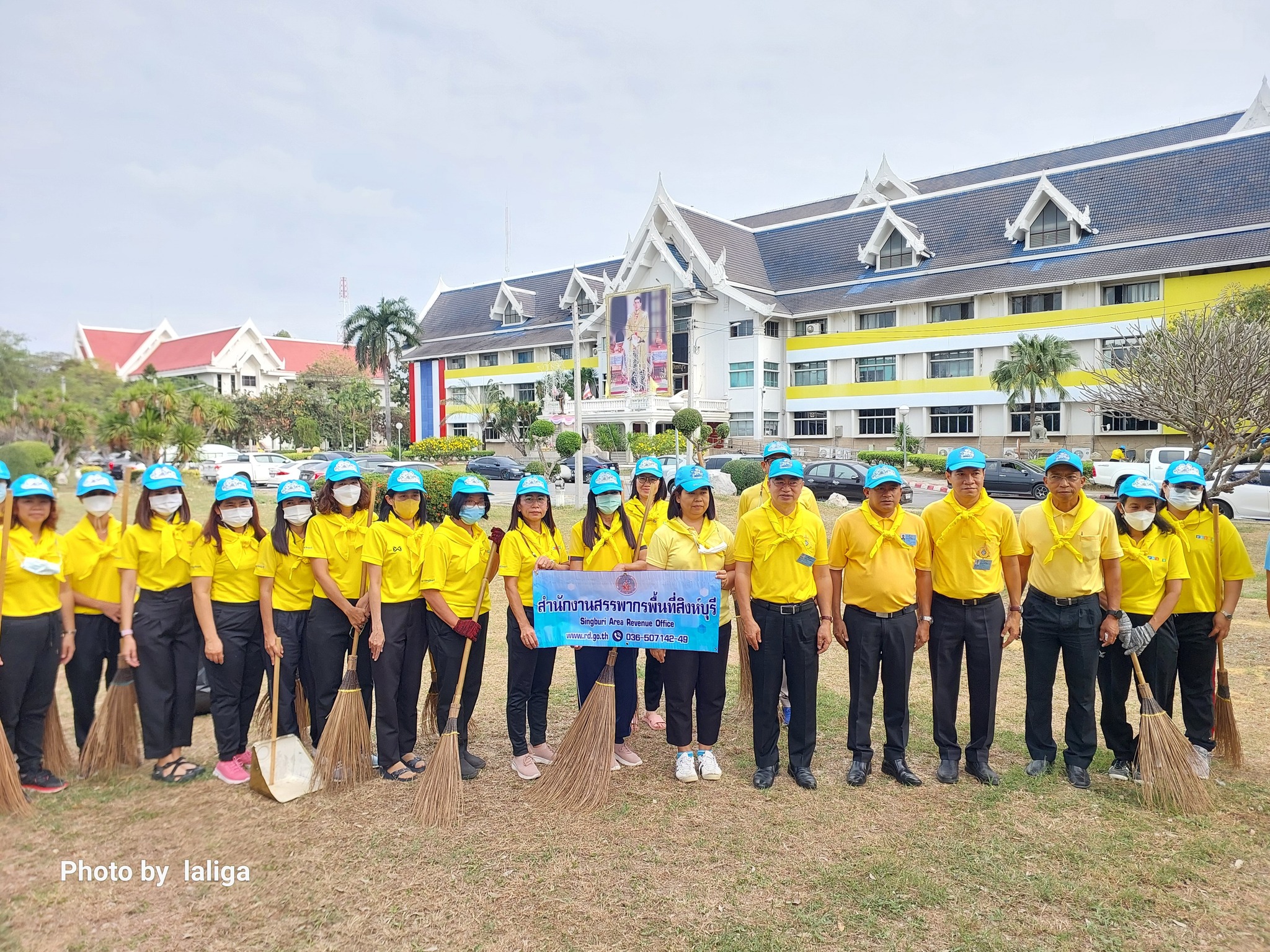 สำนักงานสรรพากรพื้นที่สิงห์บุรี เข้าร่วมกิจกรรมจิตอาสา ช่วยกับทำ Big Cleaning 
