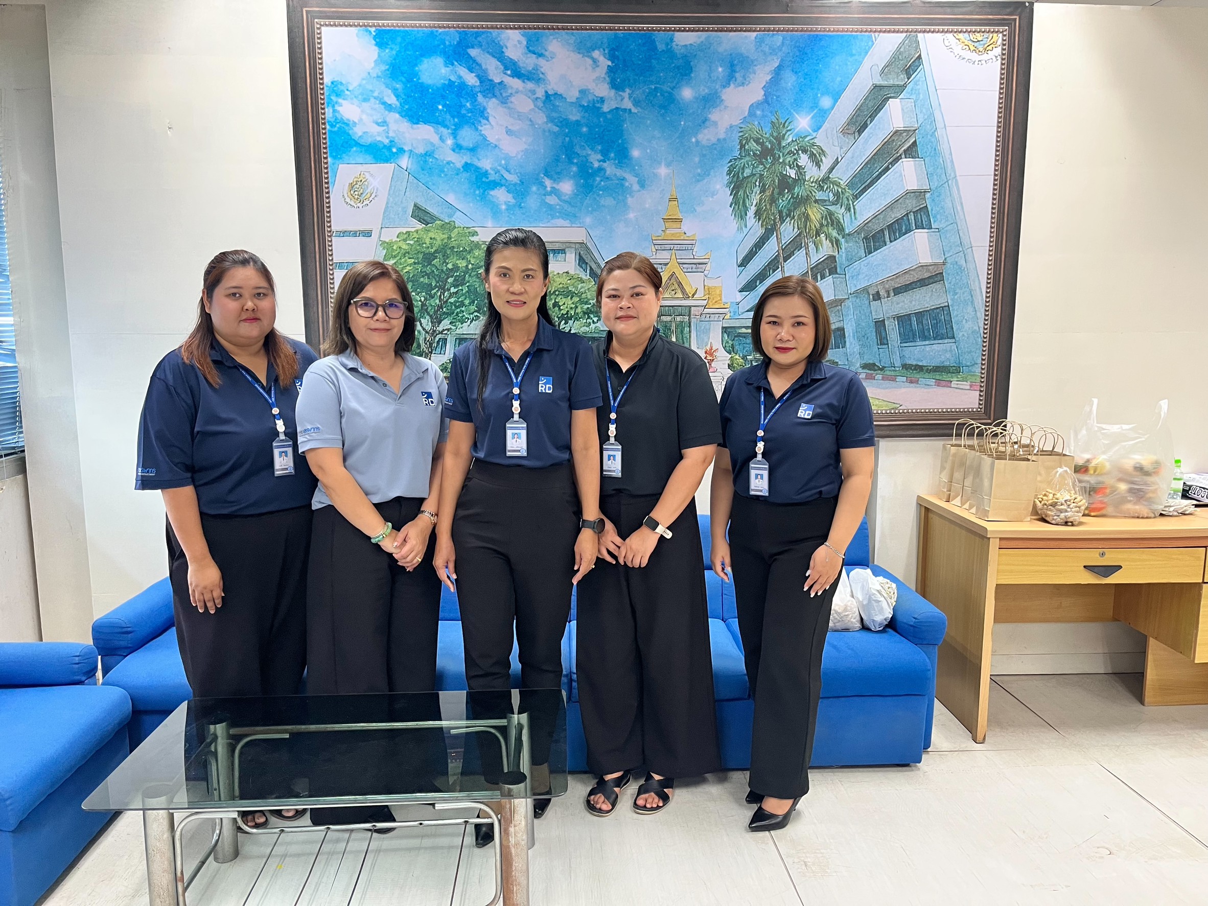 ให้บริการแนะนำการยื่นแบบแสดงรายการภาษีเงินได้บุคคลธรรมดา ปีภาษี 2568 ผ่านระบบออนไลน์ ครั้งที่ 2  ณ โรงพยาบาลอินทร์บุรี