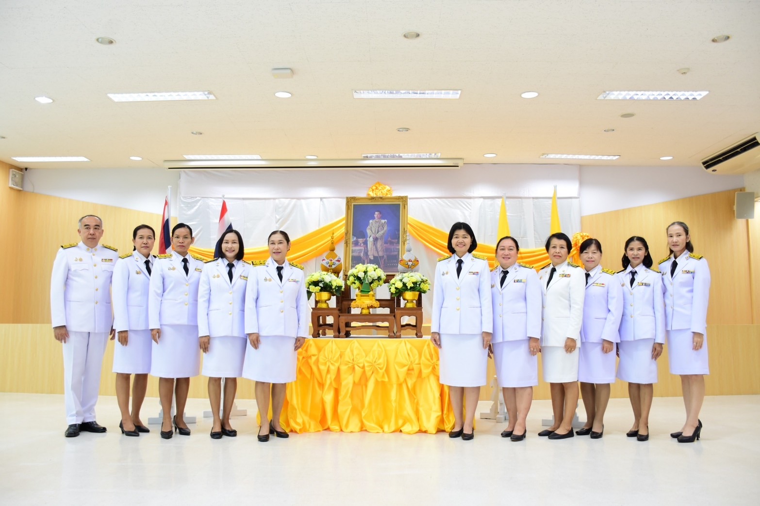 สำนักงานสรรพากรพื้นที่ชลบุรี 2 จัดพิธีลงนามถวายพระพรชัยมงคล พระบาทสมเด็จพระเจ้าอยู่หัว และพิธีถวายสัตย์ปฏิญาณเพื่อเป็นข้าราชการที่ดีและพลังของแผ่นดิน ประจำปี 2567