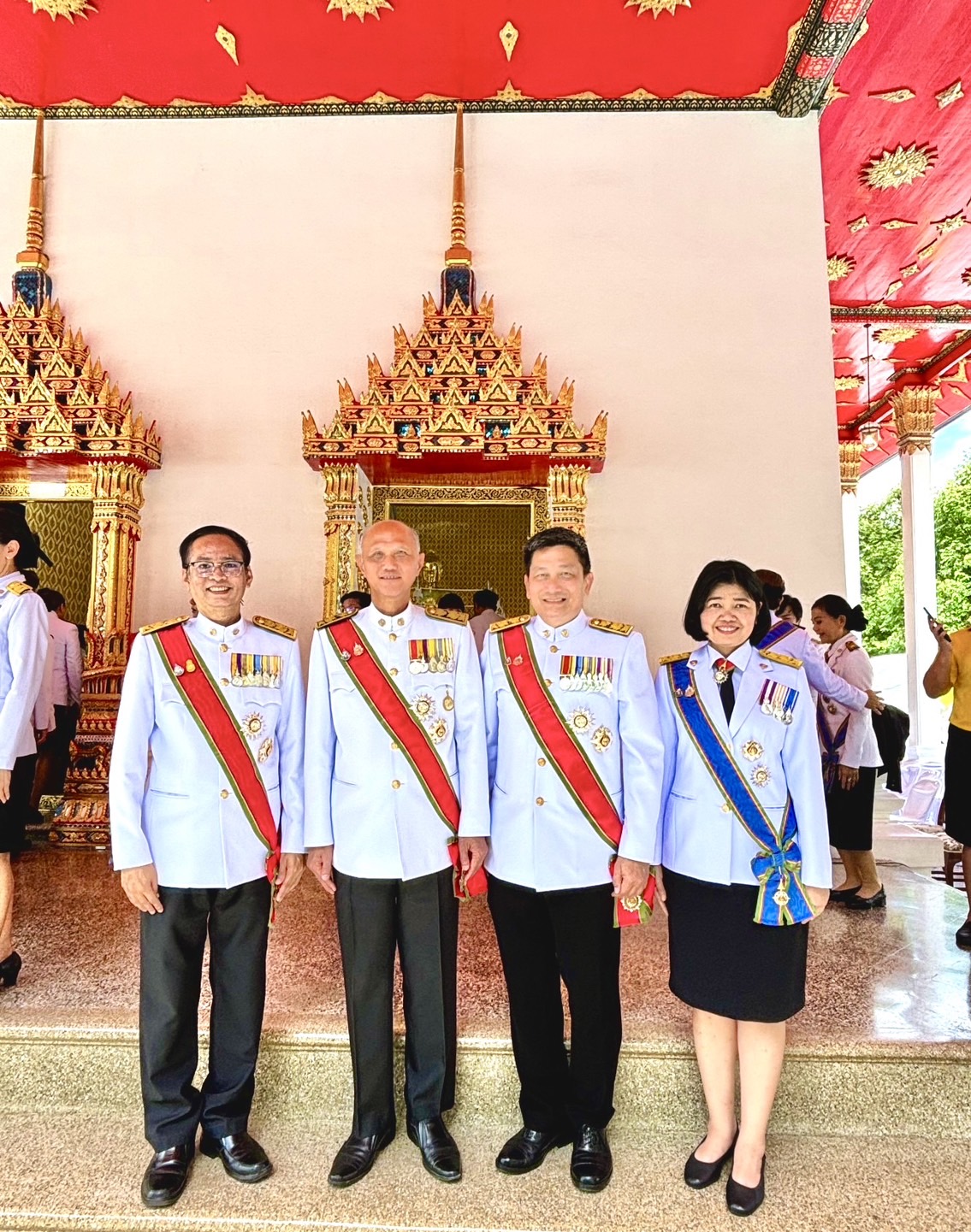 สำนักงานสรรพากรพื้นที่ชลบุรี 2 เข้าร่วมพิธีเวียนเทียนสมโภชน้ำพระพุทธมนต์ศักดิ์สิทธิ์ เนื่องในโอกาสมหามงคลเฉลิมพระชนมพรรษา 6 รอบ 28 กรกฎาคม 2567