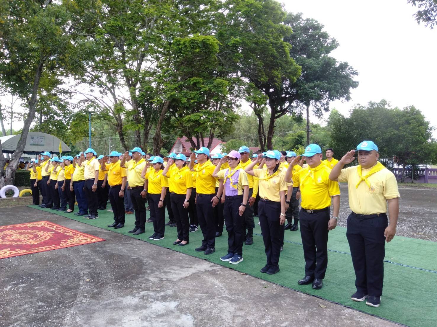 นางสาวนวพร  หวังสุนทรชัย สรรพากรพื้นที่สระแก้ว พร้อมด้วยข้าราชการในสังกัดฯ เข้าร่วมกิจกรรมโครงการปกป้องและเชิดชูสถาบันพระมหากษัตริย์ (จังหวัดเคลื่อนที่) ณ โรงเรียนบ้านพรสวรรค์