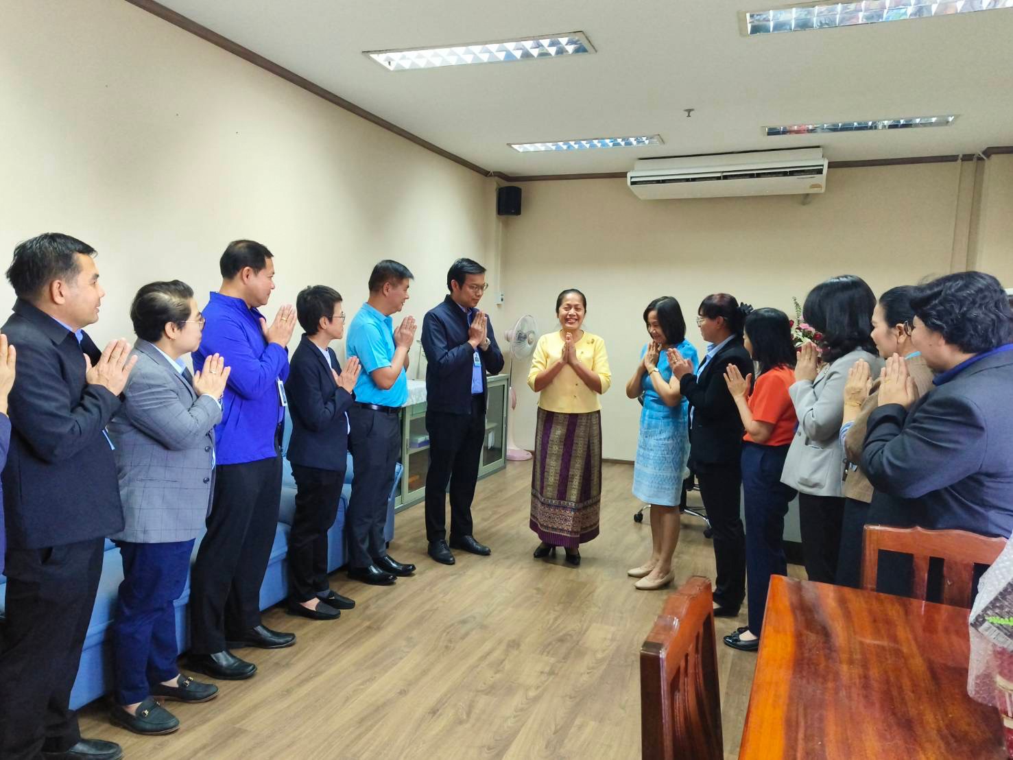 วันอังคารที่ ๑๔ มกราคม ๒๕๖๘ นายวุฒิชัย บุตรใส สรรพากรพื้นที่สระแก้ว  พร้อมด้วยคณะผู้บริหารในสังกัด ได้เข้าพบ นางพัชรี ศาลาศิลป์ รองผู้ว่าราชการจังหวัดสระแก้ว เพื่อร่วมตอนรับและแสดงความยินดี เนื่องในโอกาสเข้าดำรงตำแหน่งรองผู้ว่าราชการจังหวัดสระแก้ว ณ ศาลากลางจังหวัดสระแก้ว
