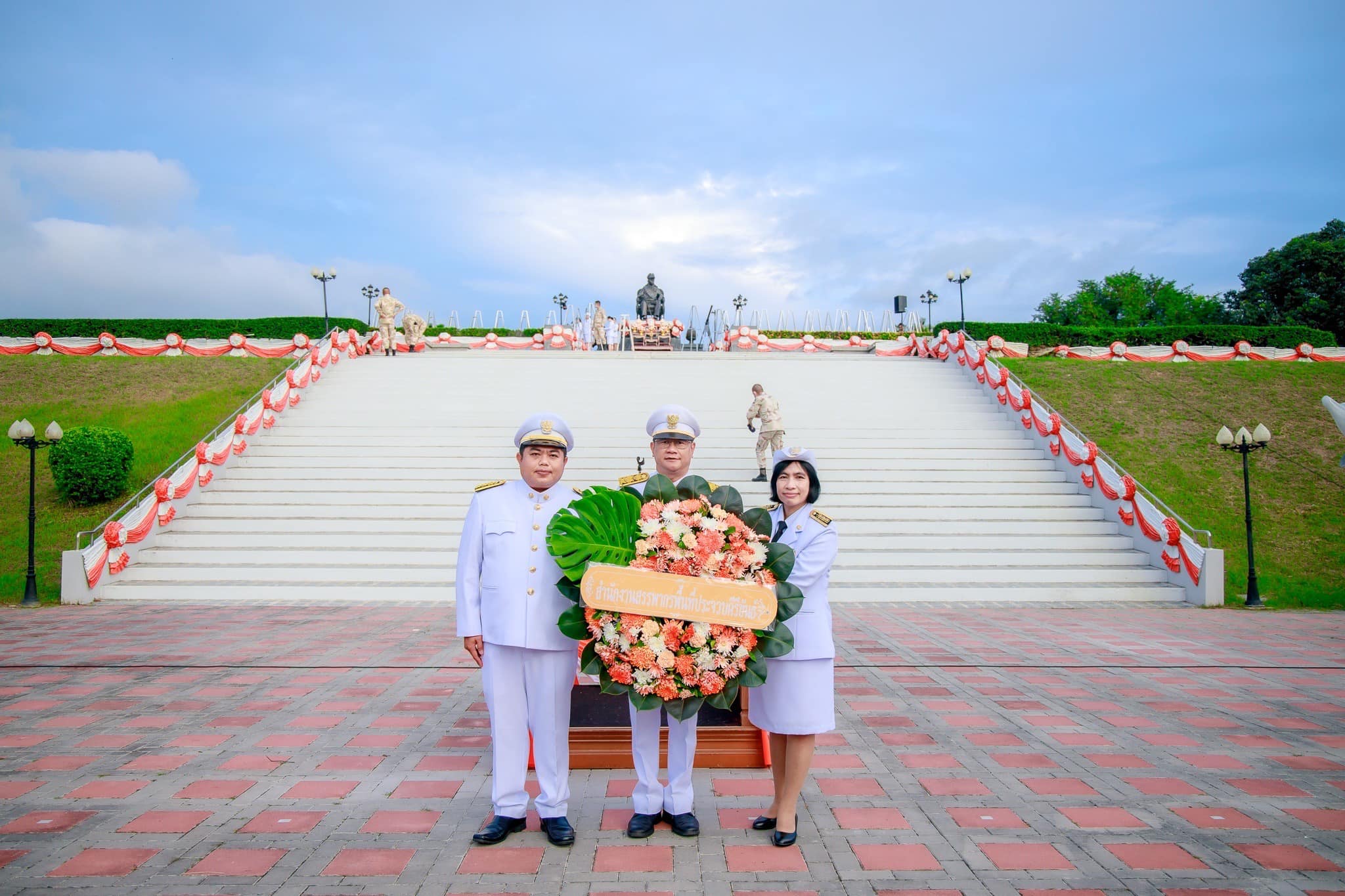 พิธีวางพวงมาลาถวายราชสักการะ เนื่องในวันคล้ายวันสวรรคต พระบาทสมเด็จพระจอมเกล้าเจ้าอยู่หัว ๑ ตุลาคม ๒๕๖๖