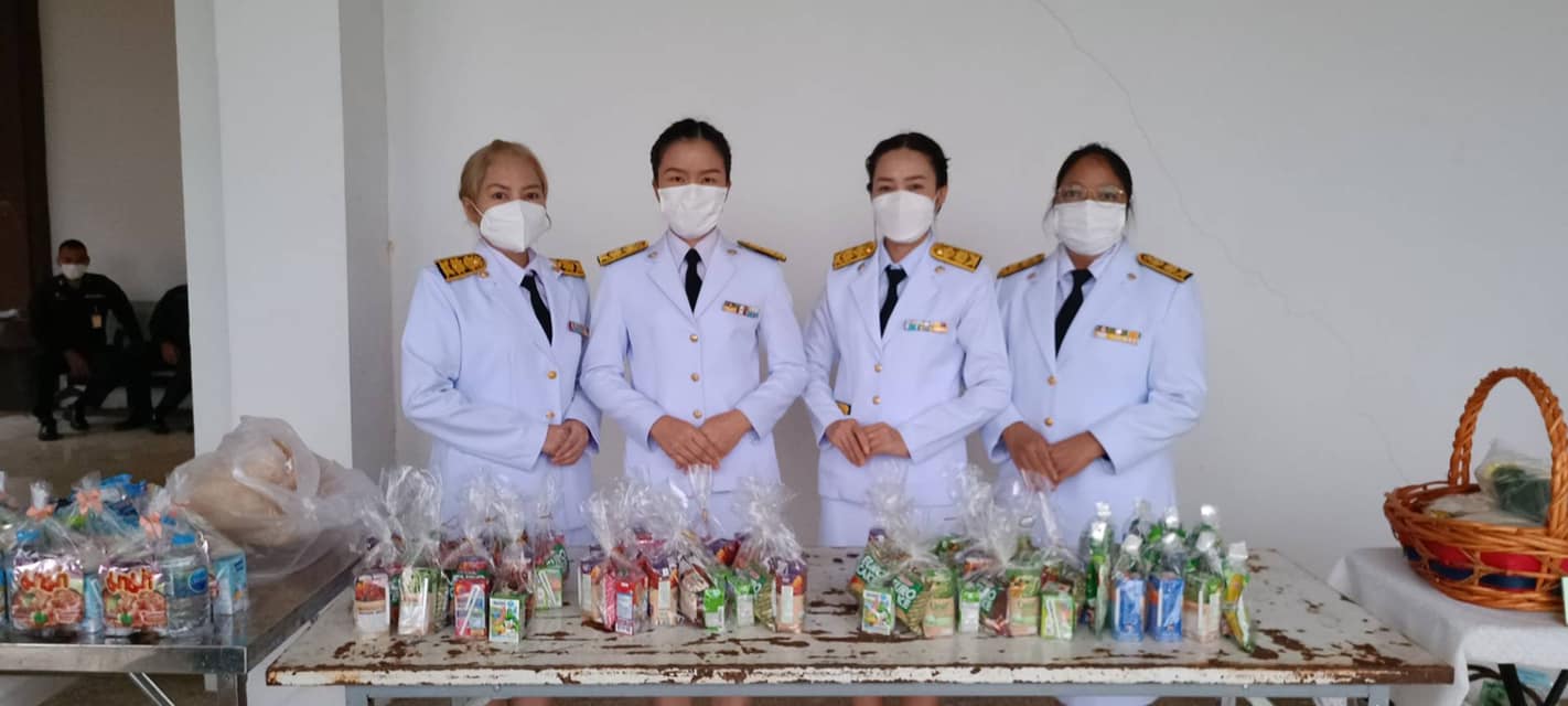 พิธีทำบุญตักบาตรถวายพระราชกุศลแด่ สมเด็จพระนางเจ้าสิริกิติ์ พระบรมราชินีนาถ พระบรมราชชนนีพันปีหลวง