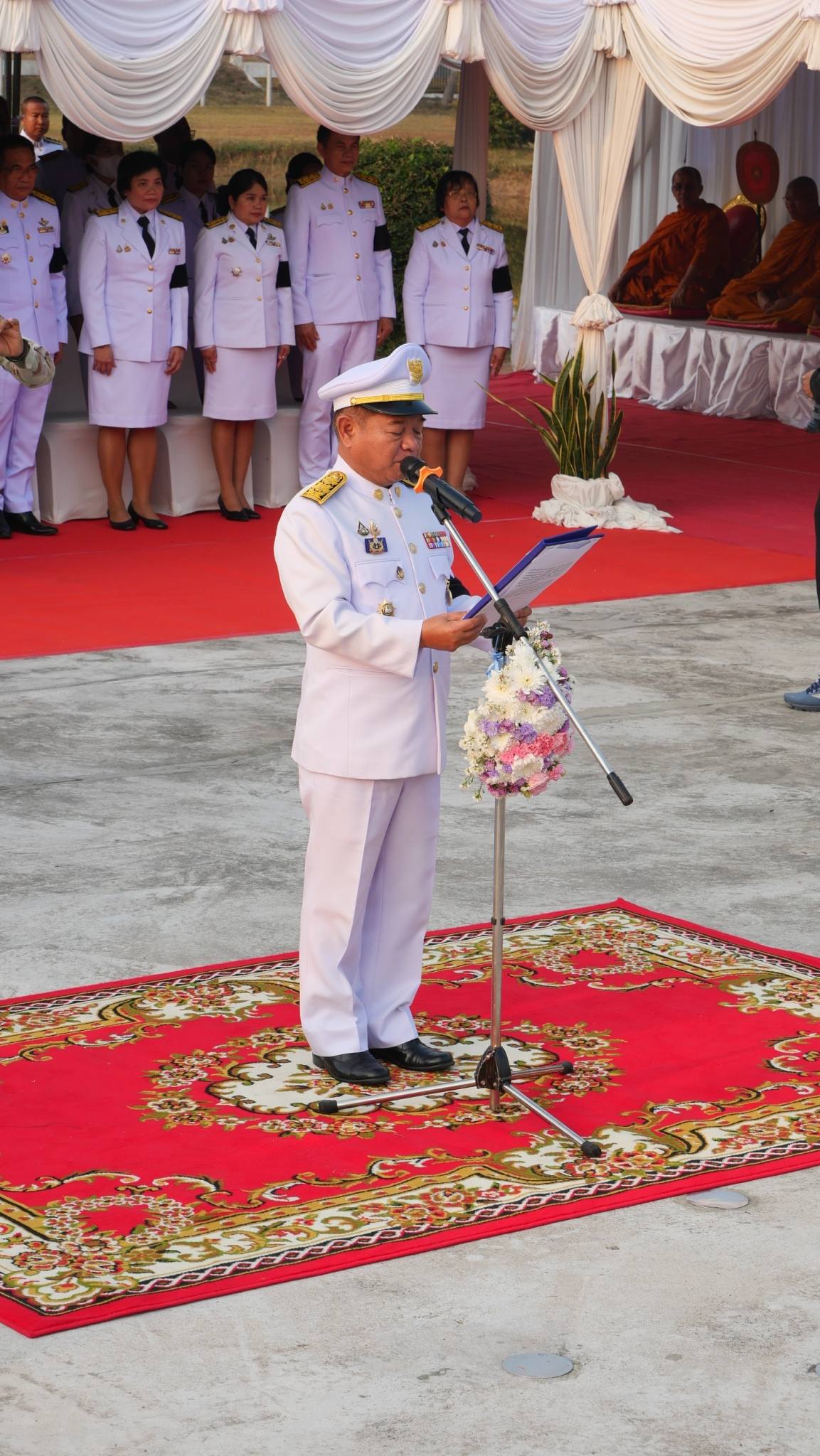 วันที่ 17 มกราคม 2569 เวลา 07.00 น.  นางเปรมฤดี อุ่นจิตต สรรพากรพื้นที่สุรินทร์  มอบหมายให้นางนกชรัศมิ์ บุญสิระรัศมิ์ นักวิชาการสรรพากรชำนาญการพิเศษ พร้อมด้วยข้าราชการและลูกจ้างสำนักงานสรรพากรพื้นที่สุรินทร์  ร่วมพิธีถวายราชสักการะ พ่อขุนรามคำแหงมหาราช ณ บริเวณพระบรมราชานุสาวรีย์ พ่อขุนรามคำแหงมหาราช มหาวิทยาลัยรามคำแหง สาขาวิทยบริการเฉลิมพระเกียรติจังหวัดสุรินทร์ ตำบลท่าสว่าง อำเภอเมืองสุรินทร์ จังหวัดสุรินทร์