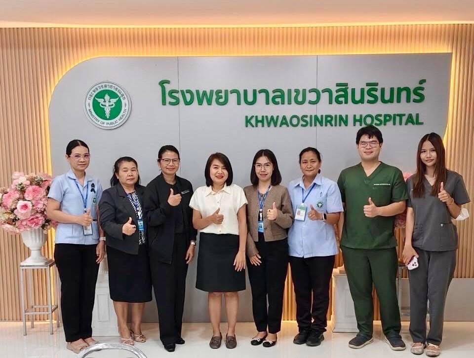 นางเปรมฤดี อุ่นจิตต สรรพากรพื้นที่สุรินทร์ มอบหมายให้ นางกัญญา ชาวบัวขาว นักวิชาการสรรพากรชำนาญการพิเศษ พร้อมด้วยเจ้าหน้าที่งานภาษีหัก ณ ที่จ่าย สำนักงานสรรพากรพื้นที่สุรินทร์ ออกประชาสัมพันธ์และให้คำแนะนำเกี่ยวกับการคำนวณภาษีหัก ณ ที่จ่าย ประเภทเงินเดือน ค่าจ้าง และค่าตอบแทน ให้กับโรงพยาบาลในท้องที่ เพื่อให้หักภาษี ณ ที่จ่าย และนำส่งให้ครบถ้วนถูกต้อง รวมทั้งแนะนำการใช้งานระบบให้บริการภาษีเงินได้หัก ณ ที่จ่ายสำหรับใช้งานออนไลน์ WHT Services System (SVS) การยื่นผ่านระบบ E-filing เพื่อเพิ่มประสิทธิภาพในการยื่นแบบและนำส่งภาษีผ่านระบบอิเล็กทรอนิกส์ให้ถูกต้อง ครบถ้วน และสะดวกรวดเร็วยิ่งขึ้น
