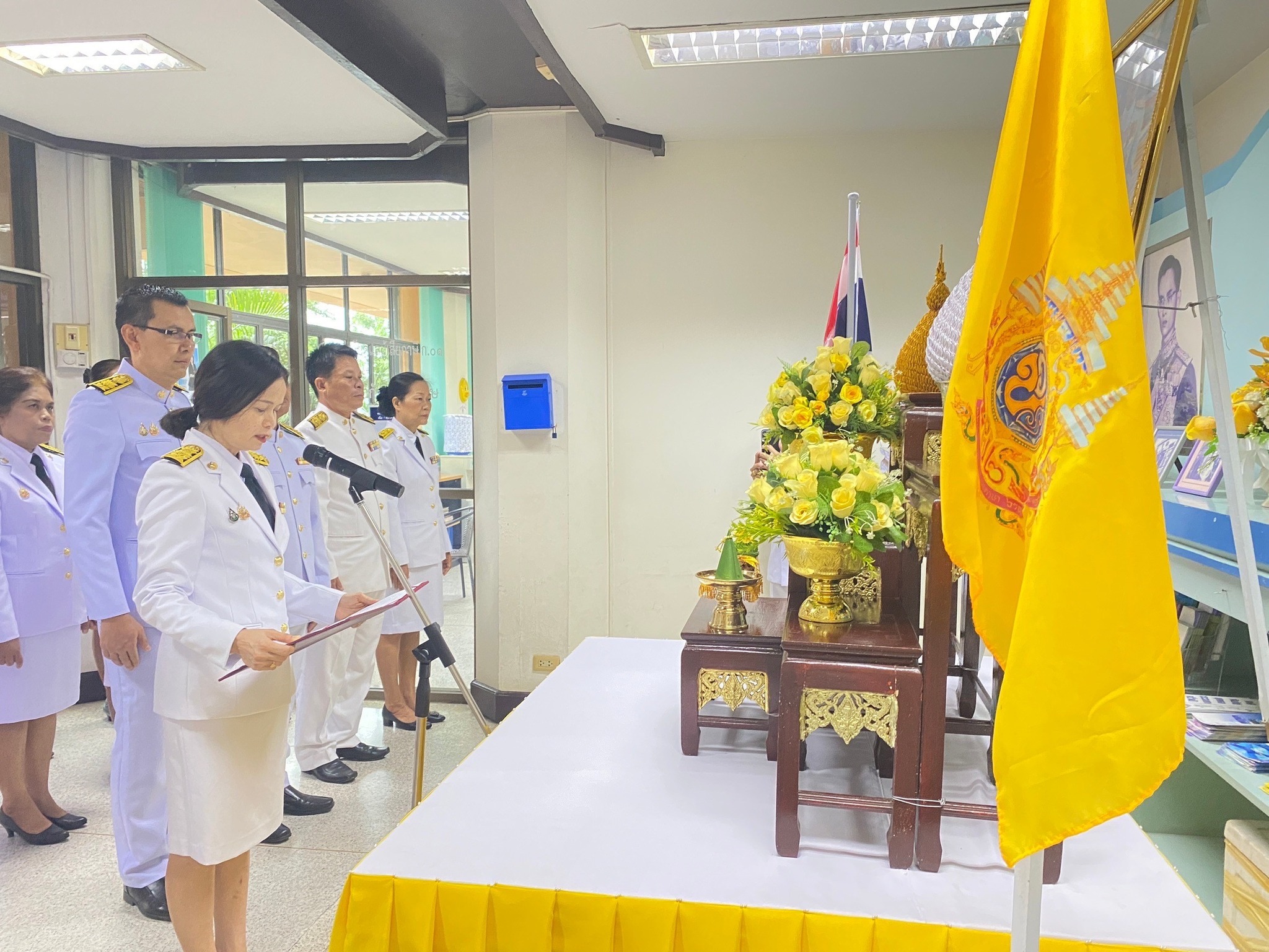สำนักงานสรรพากรพื้นที่ยโสธร จัดพิธีถวายพระพรชัยมงคล พระบาทสมเด็จพระเจ้าอยู่หัว และพิธีถวายสัตย์ปฏิญาณเพื่อเป็นข้าราชการที่ดีและพลังแผ่นดิน ประจำปี 2567