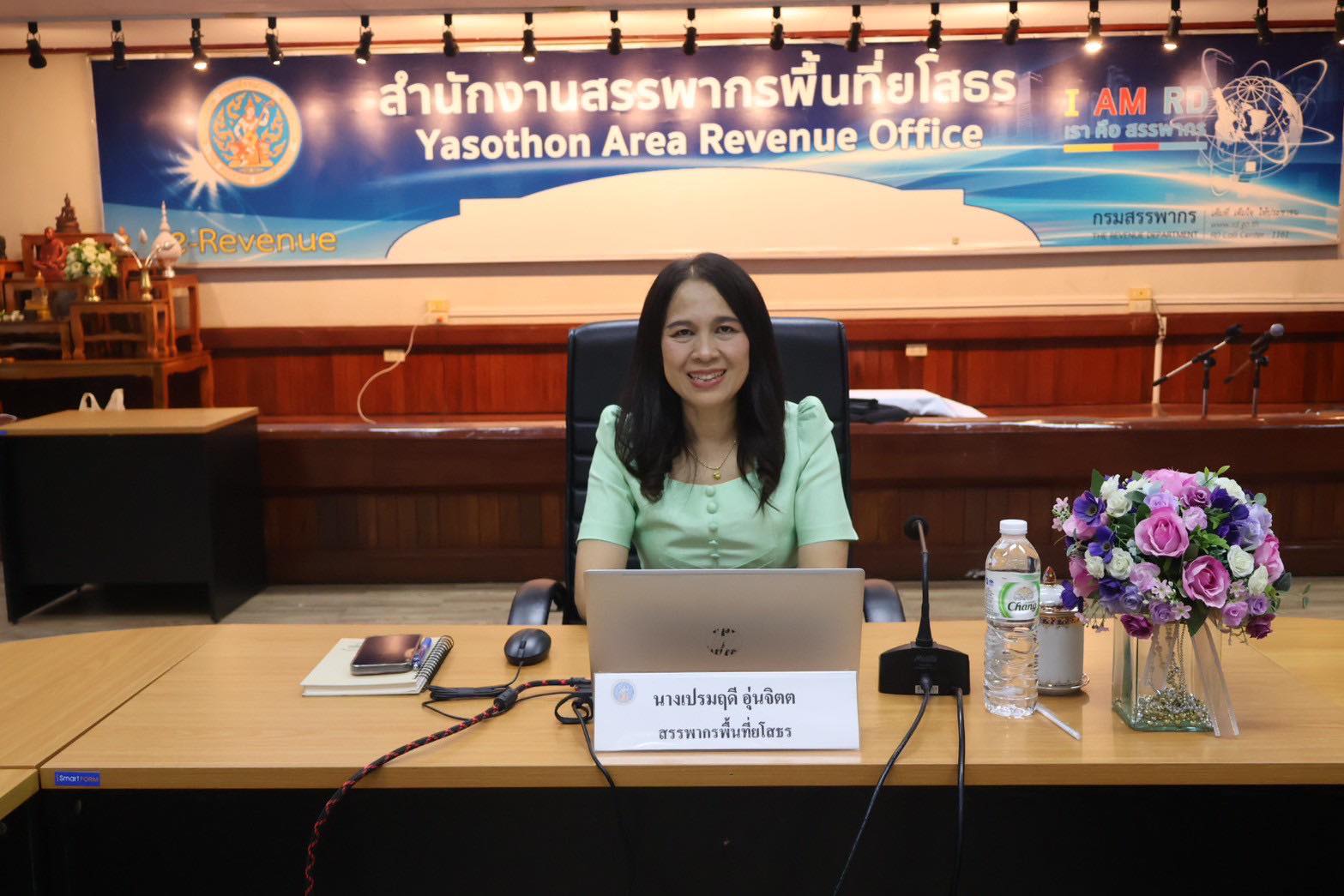 วันพฤหัสบดึ ที่ 10  เมษายน 2568 นางเปรมฤดี อุ่นจิตต สรรพากรพื้นที่ยโสธร เป็นประธานในการประชุม