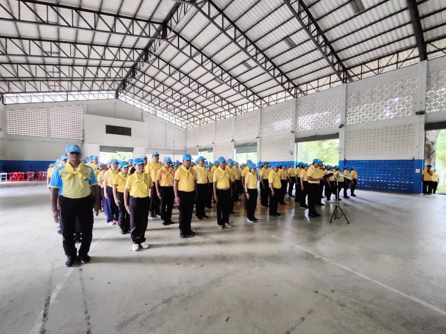 วันอังคารที่ 28 กรกฎาคม 2568 สรรพากรพื้นที่ยโสธร เข้าร่วมกิจกรรมจิตอาสาพัฒนา เนื่องในวันเฉลิมพระชนมพรรษา สมเด็จพระนางเจ้าสิริกิติ์ พระบรมราชินีนาถ พระบรมราชชนนีพันปีหลวง