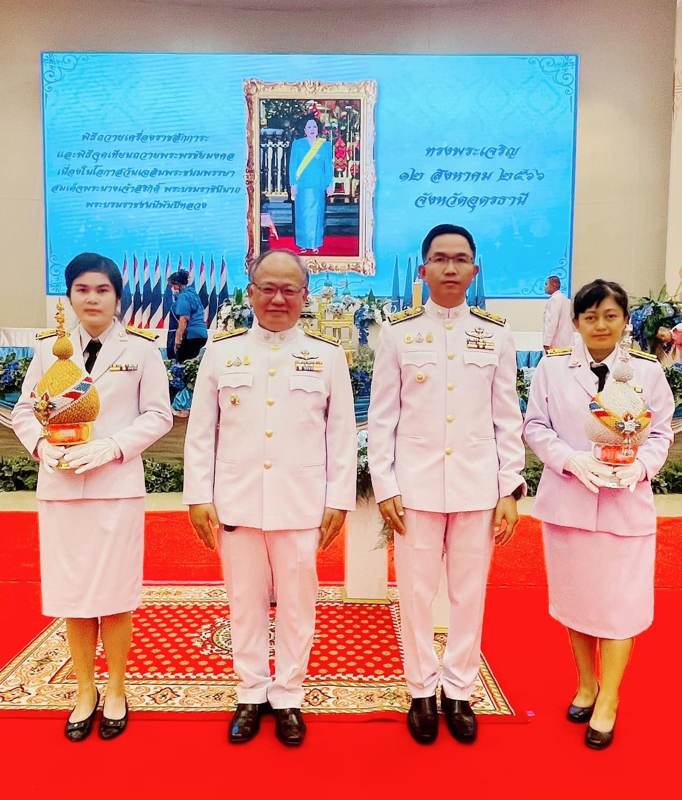 สำนักงานสรรพากรภาค 10 ร่วมพิธี จุดเทียนถวายพระพรชัยมงคลสมเด็จพระพันปีหลวง จังหวัดอุดรธานี