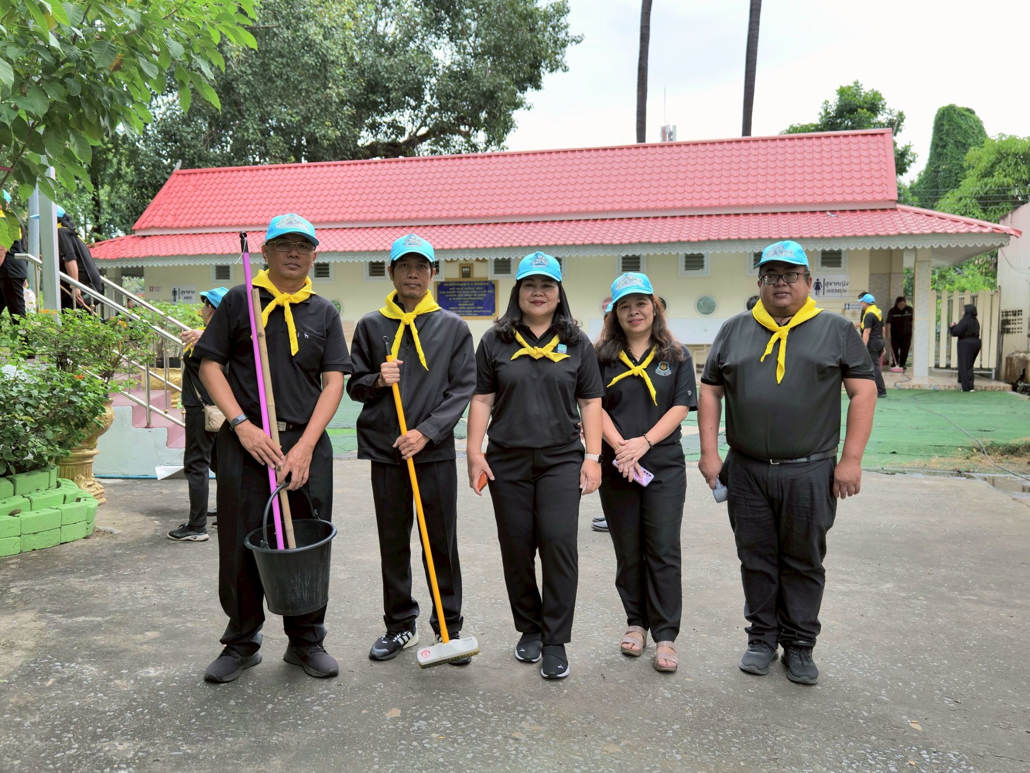 สำนักงานสรรพากรภาค ๑๐ ร่วมกิจกรรม จิตอาสา ในวาระ ครบ ๑๕ วัน (ปัณรสมวาร)