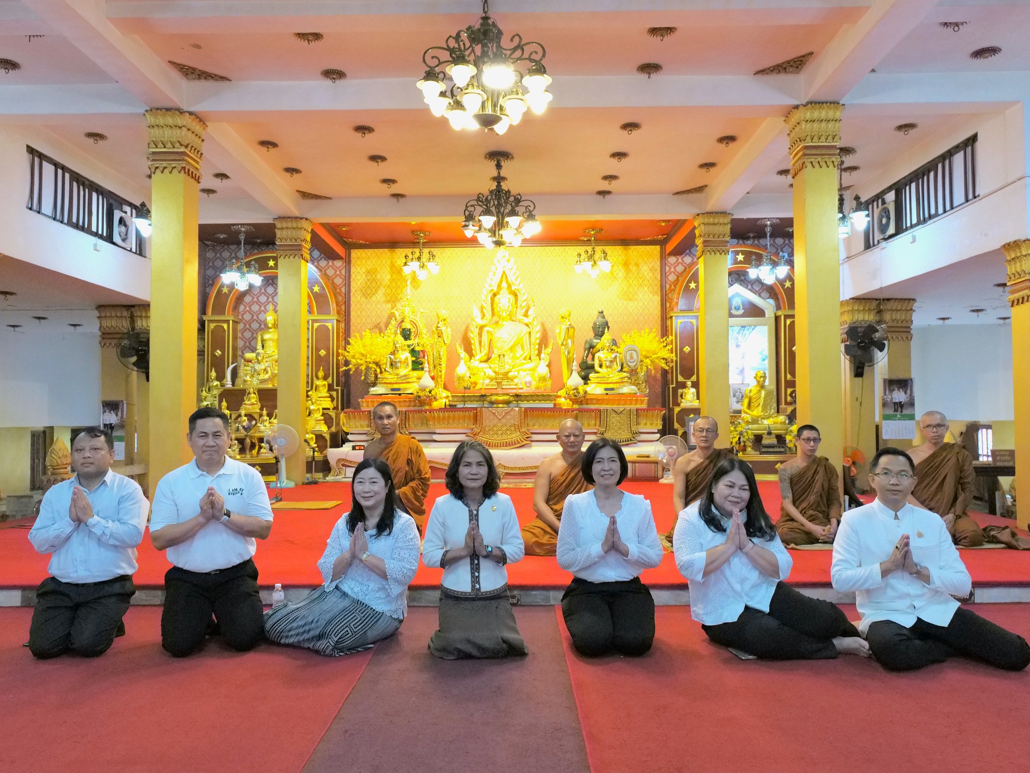 สำนักงานสรรพากรภาค 10 จัดกิจกรรมถวายเทียนพรรษาเนื่องในโอกาสวันอาสาฬหบูชาและวันเข้าพรรษา ประจำปี พ.ศ. 2568