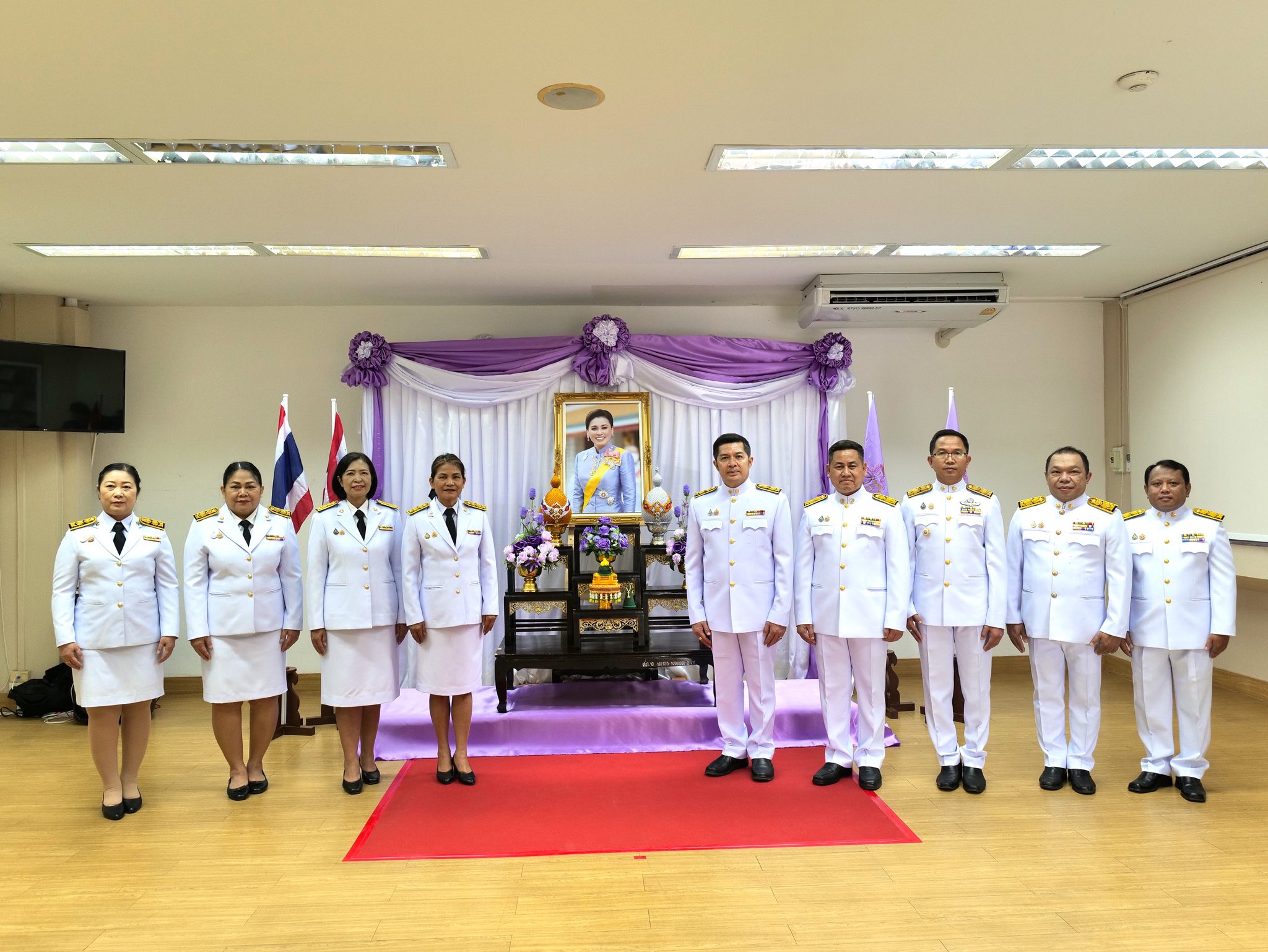 สำนักงานสรรพากรภาค 10 จัดพิธีถวายพระพรชัยมงคลเฉลิมพระเกียรติสมเด็จพระนางเจ้าฯ พระบรมราชินี เนื่องในโอกาสวันเฉลิมพระชนมพรรษา ประจำปี 2568