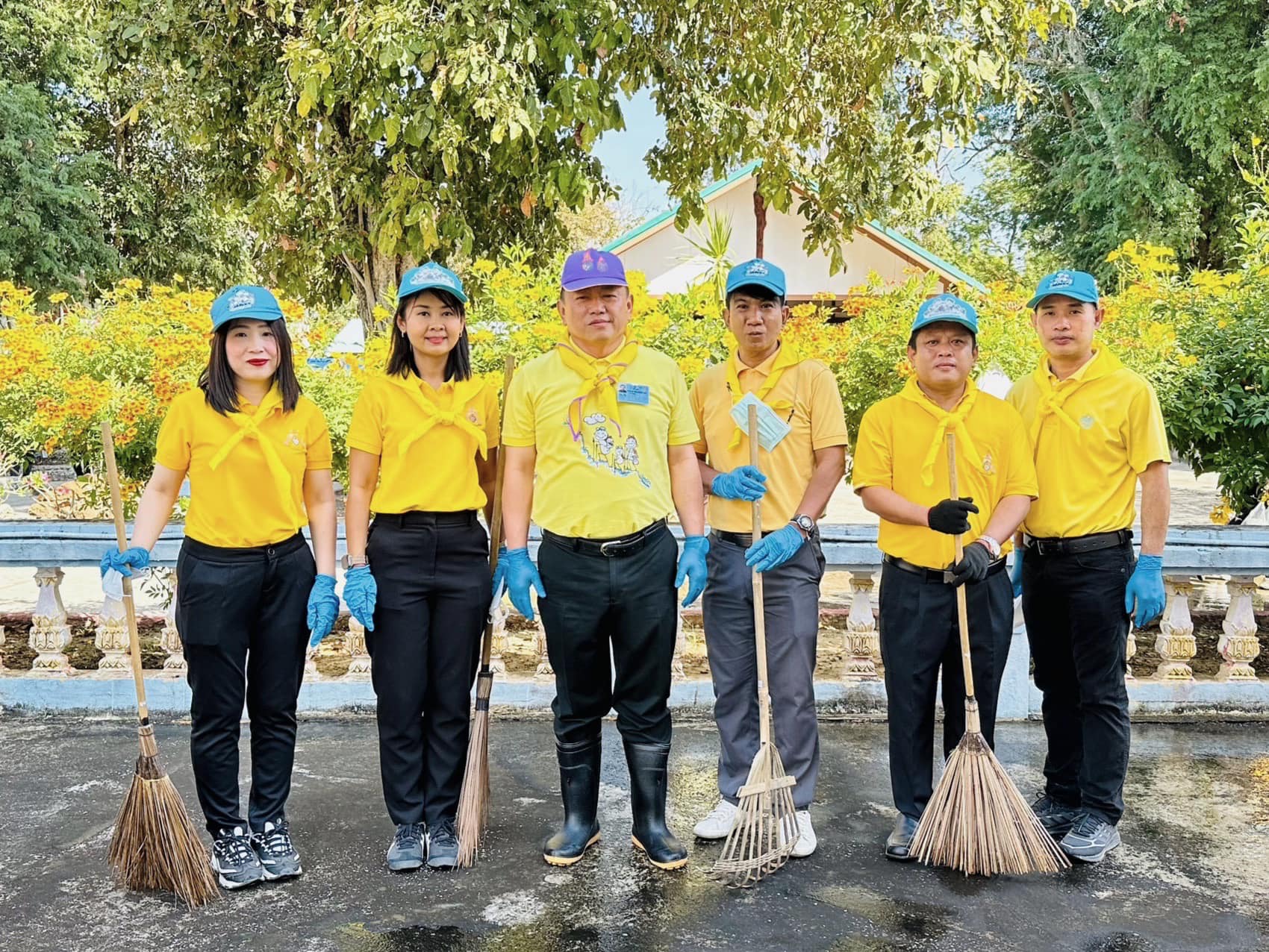 สำนักงานสรรพากรภาค ๑๐ ร่วมกิจกรรมจิตอาสาพัฒนาเนื่องในวันพ่อขุนรามคำแหงมหาราช