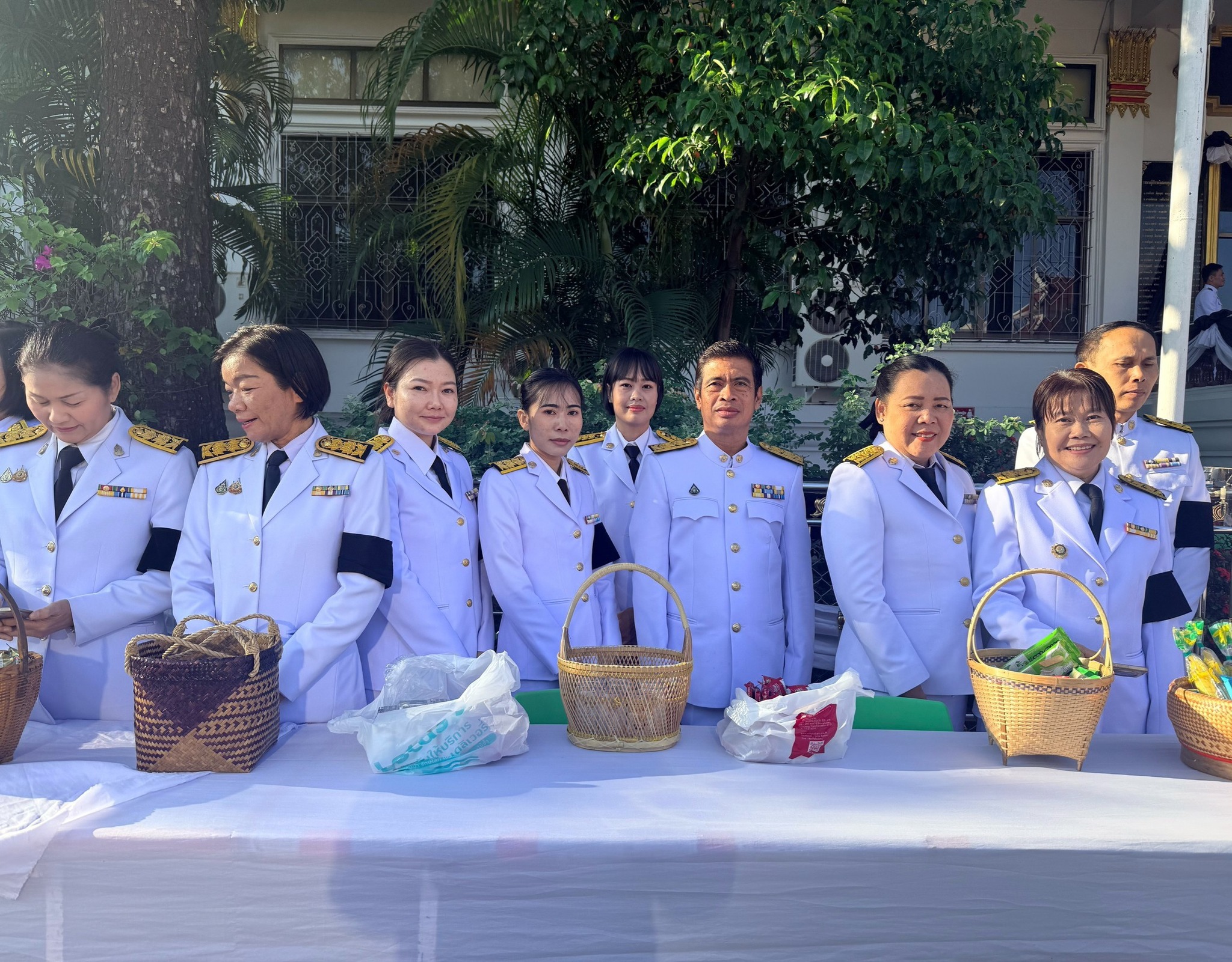 คณะเจ้าหน้าที่จากส่วนกฎหมายและเร่งรัดภาษีอากรค้าง ในสังกัดสำนักงานสรรพากรพื้นที่อุดรธานี เข้าร่วมกิจกรรมเจริญพระพุทธมนต์ และทำบุญตักบาตร เฉลิมพระเกียรติสมเด็จพระเจ้าลูกเธอ เจ้าฟ้าพัชรกิติยาภา นเรนทิราเทพยวดี กรมหลวงราชสาริณีสิริพัชร มหาวัชรราชธิดา