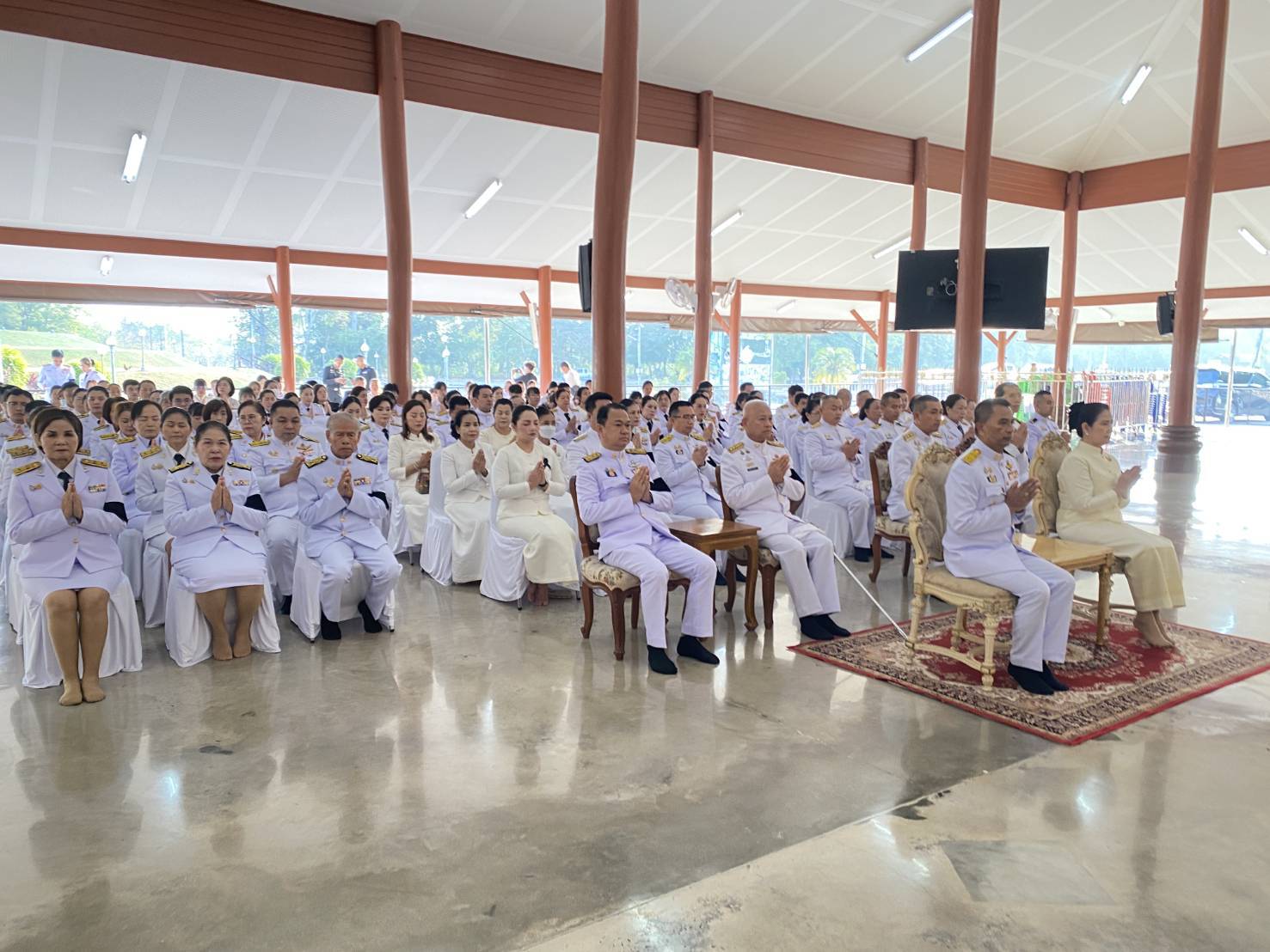 บุคลากรจากสำนักงานสรรพากรพื้นที่อุดรธานี ได้เข้าร่วมกิจกรรมถวายพระราชกุศล พระบาทสมเด็จพระบรมชนกาธิเบศร มหาภูมิพลอดุลยเดช บรมนาถบพิตร