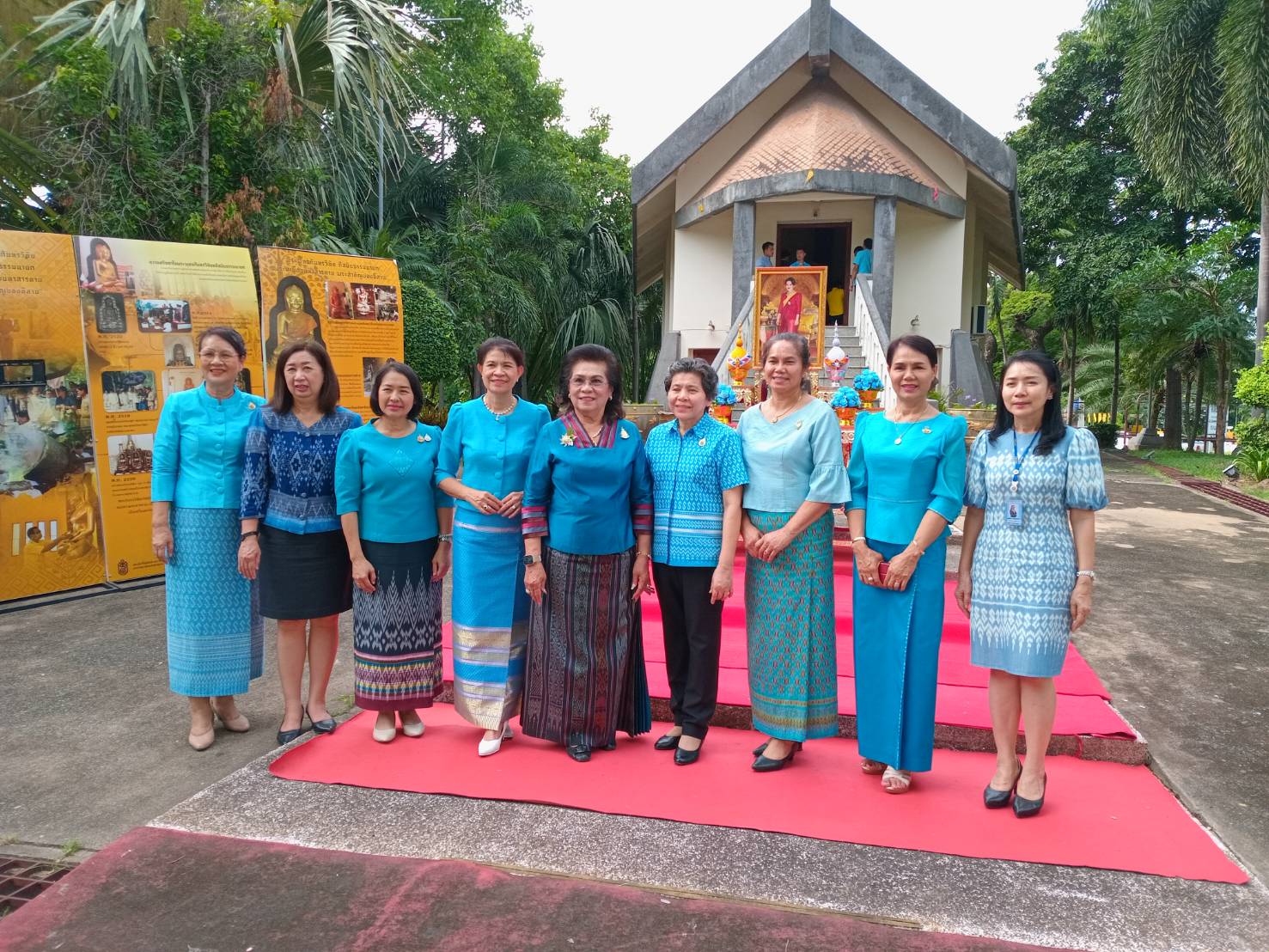 เข้าร่วมพิธีเจริญพระพุทธมนต์สมโภชพระพุทธกันทรวิชัยอภิสมัยธรรมนายก พระพุทธรูปสำคัญประจำจังหวัดมหาสารคาม เพื่อเฉลิมพระเกียรติสมเด็จพระนางเจ้าสิริกิติ์ พระบรมราชินีนาถ พระบรมราชชนนีพันปีหลวง เนื่องในโอกาสมหามงคลเฉลิมพระชนมพรรษา ๙๒ พรรษา ๑๒ สิงหาคม ๒๕๖๗