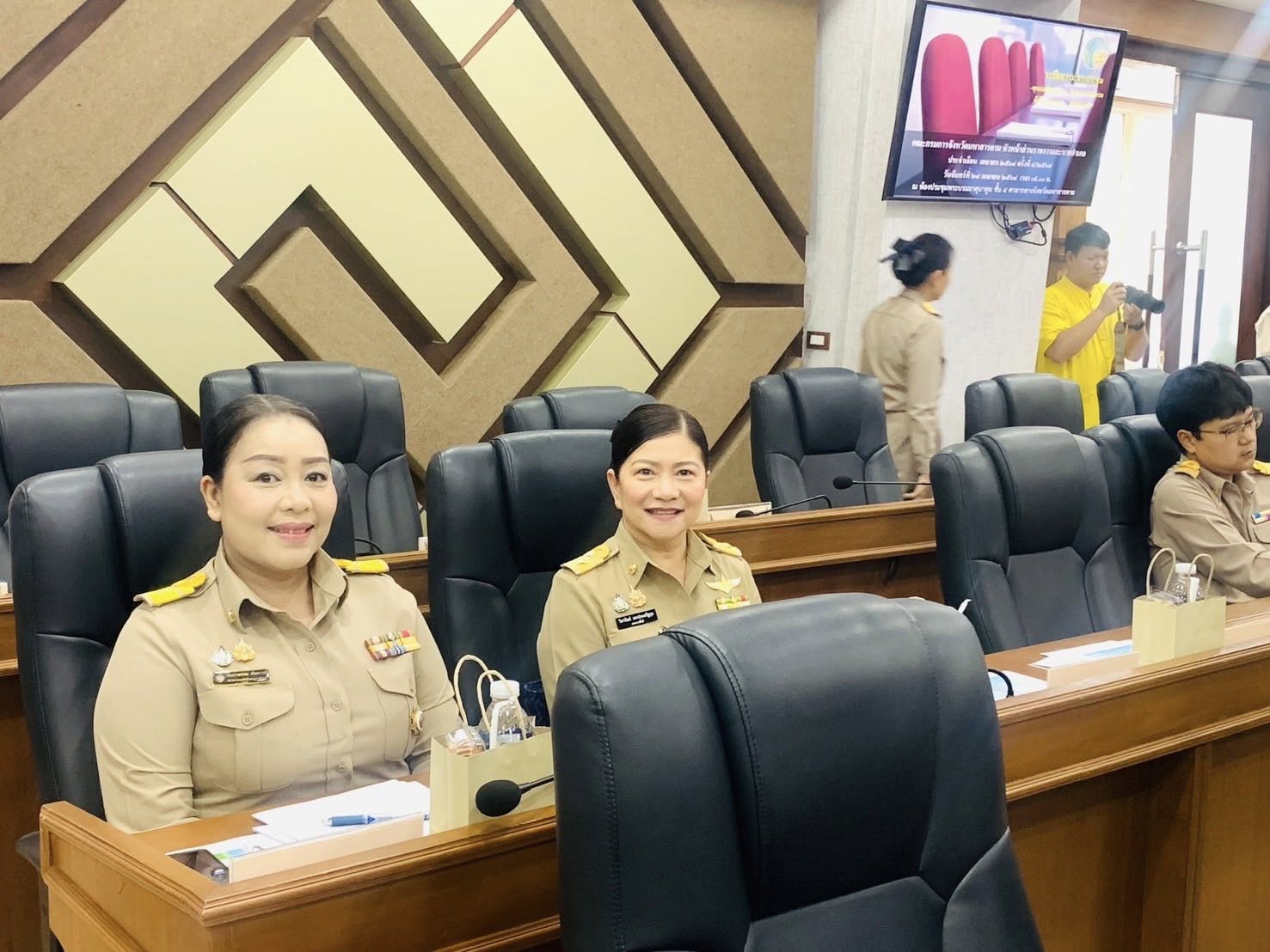 เข้าร่วมประชุมคณะกรมการจังหวัด หัวหน้าส่วนราชการ และนายอำเภอ ครั้งที่ 4/2568 