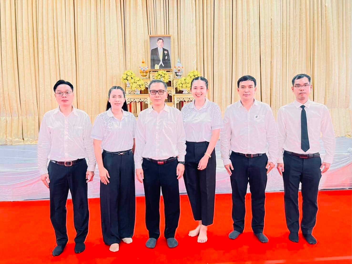 เข้าร่วมพิธีเจิญพระพุทธมนต์ เจริญจิตตภาวนา เพื่อเฉลิมพระเกียรติเนื่องในวันเฉลิมพระชนพรรษา พระบาทสมเด็จ พระวชิรเกล้าเจ้าอยู่หัว