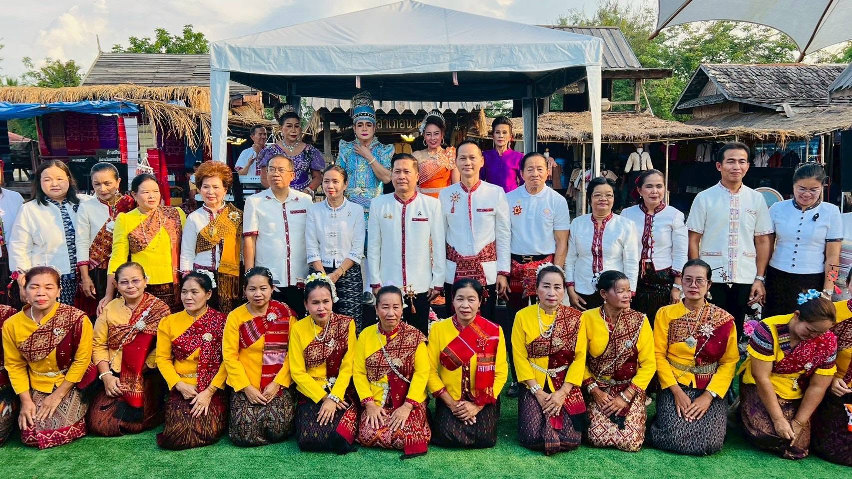 ร่วมงานโครงการส่งเสริมการท่องเที่ยวเชิงสร้างสรรค์และวัฒนธรรม ๑ อำเภอ ๑ ลานสร้างสรรค์ จังหวัดกาฬสินธุ์ ประจำปีงบประมาณ พ.ศ. 2569 เพื่อขับเคลื่อนการเปิดพื้นที่ในท้องถิ่นให้เป็น 