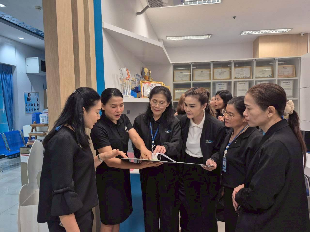 ศึกษาดูงานศูนย์ข้อมูลข่าวสารของราชการสำนักงานคลังจังหวัดกาฬสินธุ์