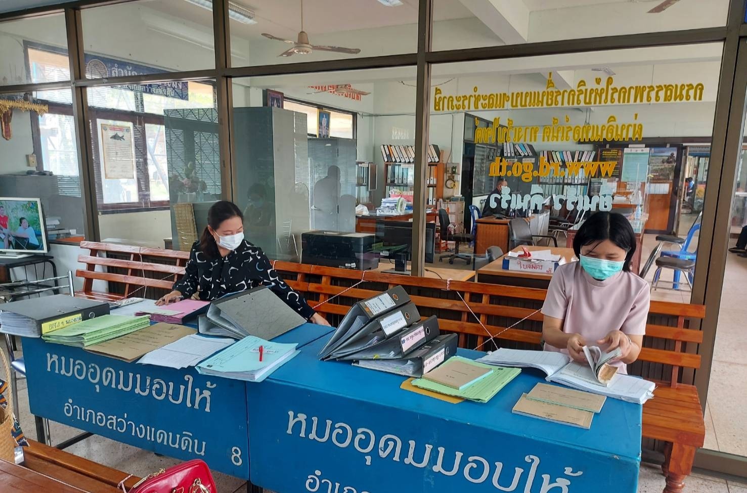 ออกตรวจเยี่ยมให้กำลังใจเจ้าหน้าที่สรรพากรพื้นที่สาขาส่องดาว,เจริญศิลป์,สว่างแดนดิน