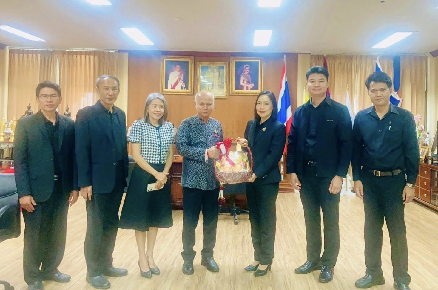 สรรพากรพื้นที่หนองบัวลำภู เข้าพบผู้ว่าราชการจังหวัดหนองบัวลำภู และ รองผู้ว่าราชการจังหวัดหนองบัวลำภู ในโอกาสเข้ารับตำแหน่ง