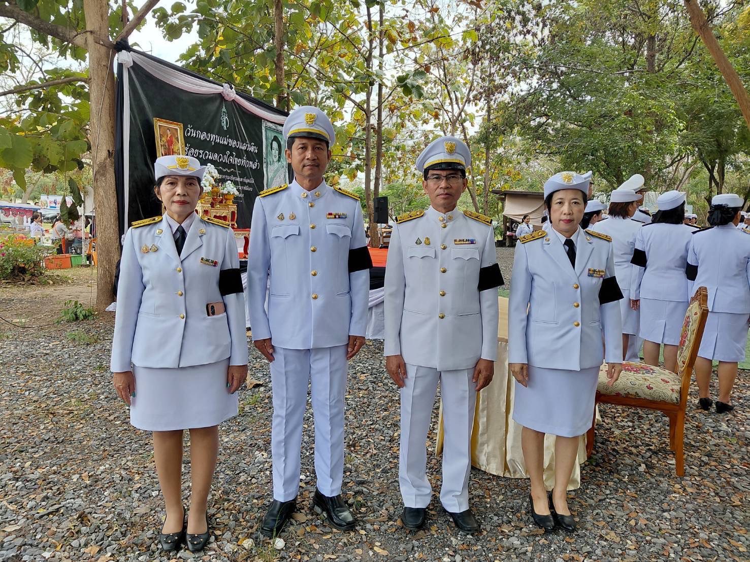 สำนักงานสรรพากรพื้นที่หนองบัวลำภู เข้าร่วมพิธีถวายความอาลัยน้อมรำลึกในพระมหากรุณาธิคุณ สมเด็จพระนางเจ้าสิริกิติ์ พระบรมราชินีนาถ พระบรมราชชนนีพันปีหลวง