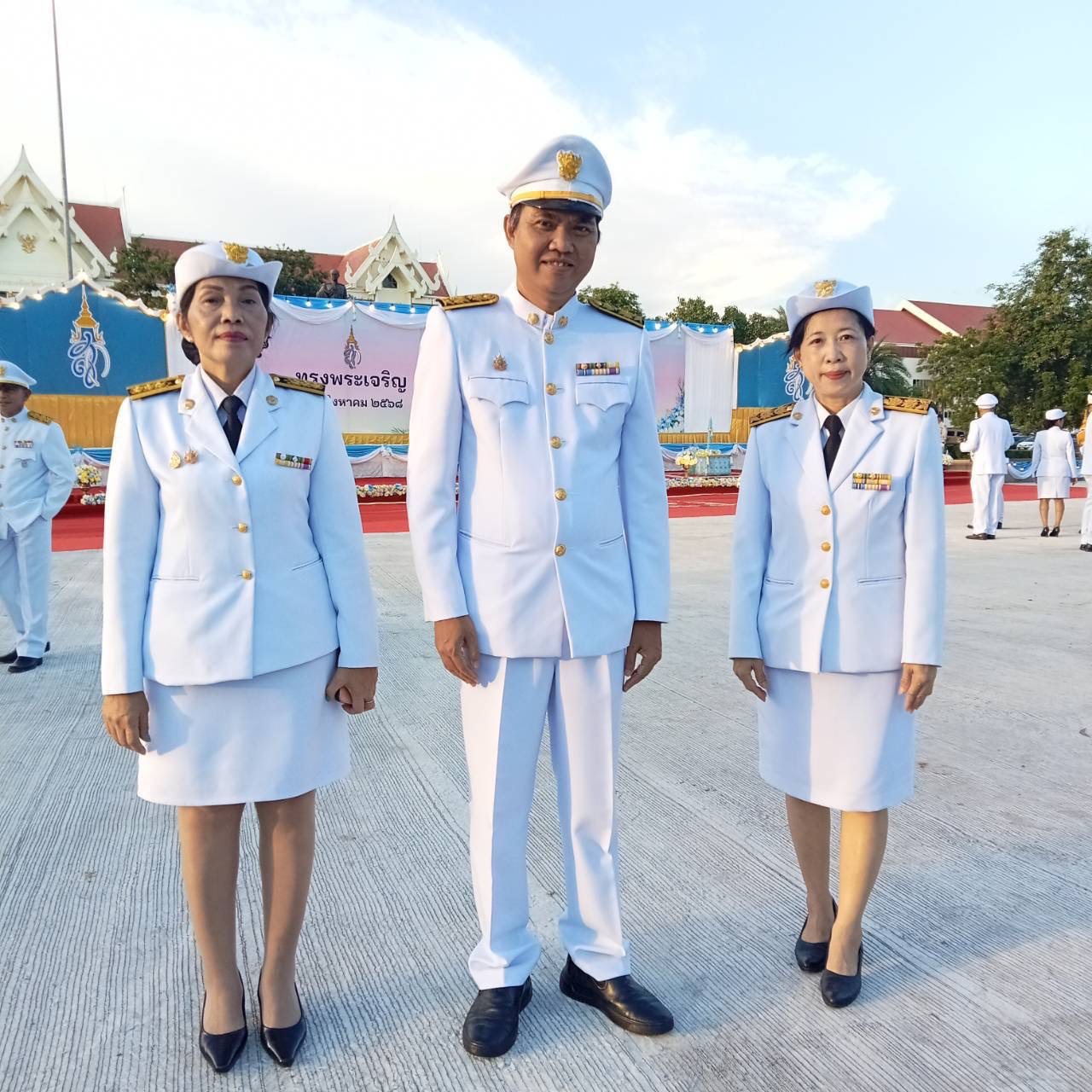 สำนักงานสรรพากรพื้นที่หนองบัวลำภู ร่วมพิธีถวายเครื่องราชสักการะวางพานพุ่มและพิธีจุดเทียนถวายพระพรชัยมงคล ถวายพระราชกุศล สมเด็จพระนางเจ้าสิริกิติ์ พระบรมราชินีนาถ พระบรมราชชนนีพันปีหลวง เนื่องในโอกาสวันเฉลิมพระชนมพรรษา 12 สิงหาคม 2568