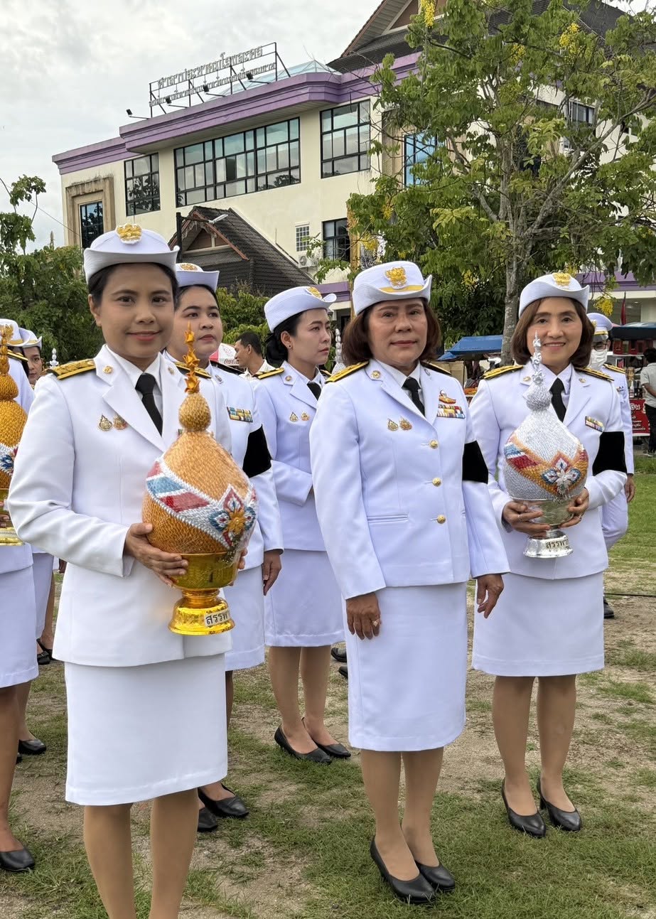 พิธีจุดเทียนถวายพระพรชัยมงคล เนื่องในโอกาสพระราชพิธีมหามงคลเฉลิมพระชนมพรรษา 4 รอบ สมเด็จพระนางเจ้าสุทิดา พัชรสุธาพิมลลักษณ พระบรมราชินี 3 มิถุนายน 2569
