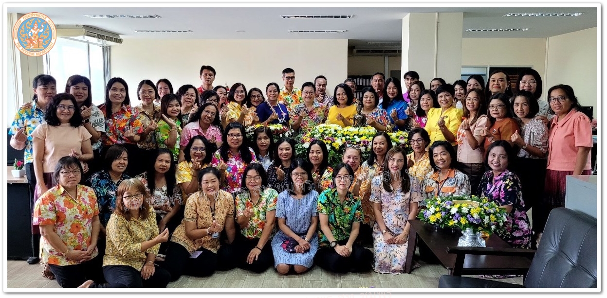 สรงน้ำพระและรดน้ำขอพร