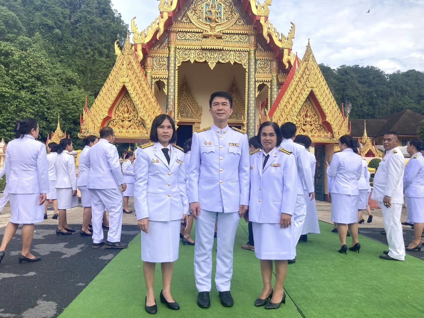 พิธีเชิญคนโทน้ำพระพุทธมนต์ศักดิ์สิทธิ์ของจังหวัดพังงา ไปเก็บรักษาไว้ที่กระทรวงมหาดไทย เพื่อเฉลิมพระเกียรติพระบาทสมเด็จพระเจ้าอยู่หัว