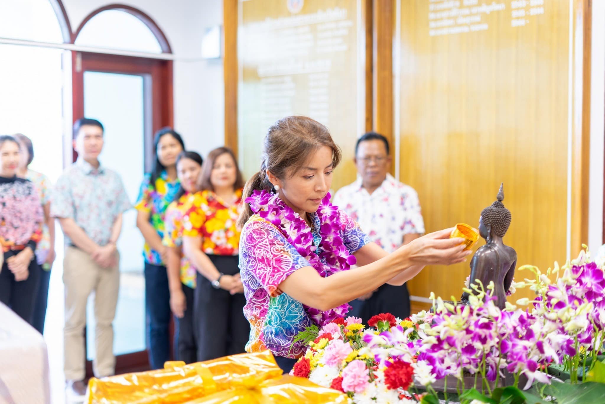 สรงน้ำพระพุทธรูป เนื่องในเทศกาลสงกรานต์ ประจำปี 2567 เพื่อสืบสานวัฒนธรรมประเพณีอันดีงามของไทย 