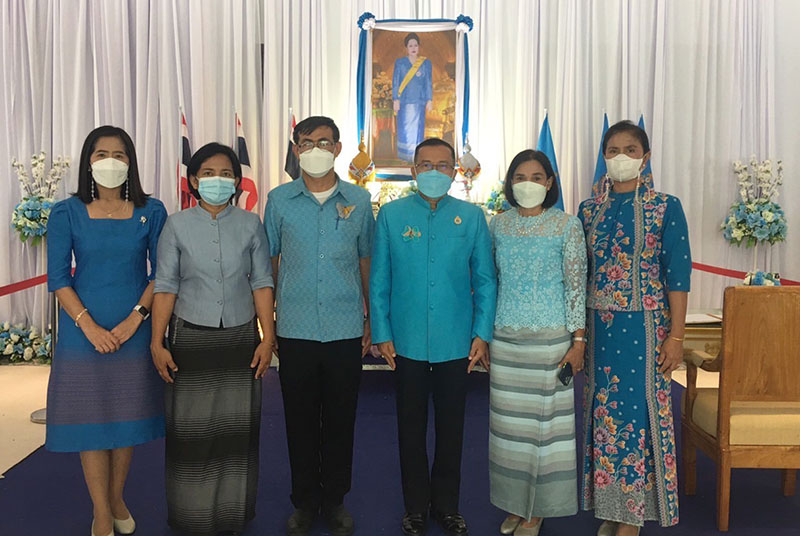 พิธีเปิดนิทรรศการเฉลิมพระเกียรติสมเด็จพระนางเจ้าสิริกิติ์ พระบรมราชินีนาถ พระบรมราชชนนีพันปีหลวง เนื่องในโอกาสมหามงคลเฉลิมพระชนมพรรษา 90 พรรษา