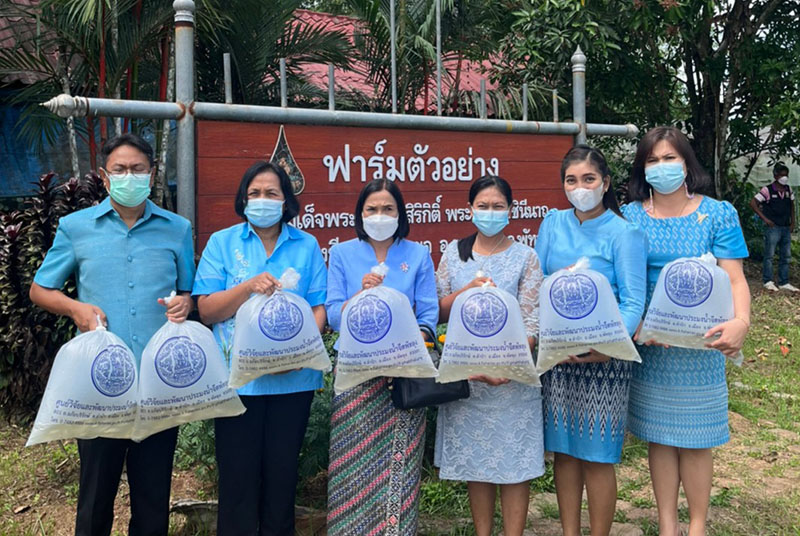 พิธีปล่อยพันธุ์สัตว์น้ำเฉลิมพระเกียรติสมเด็จพระนางเจ้าสิริกิติ์ พระบรมราชินีนาถ พระบรมราชชนนีพันปีหลวง เนื่องในโอกาสมหามงคลเฉลิมพระชนมพรรษา 90 พรรษา