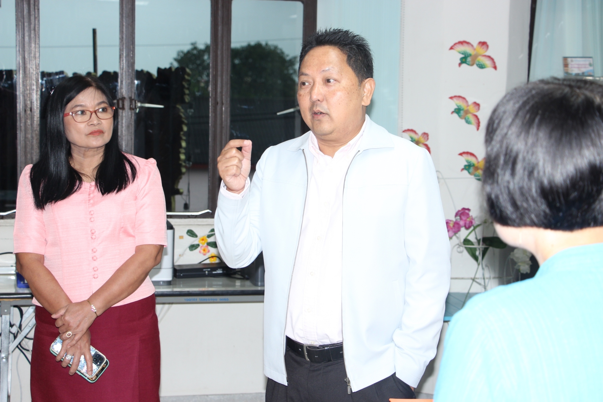 ผู้ตรวจราชการกรม ตรวจเยี่ยมการทำงาน เจ้าหน้าที่สำนักงานสรรพากรพื้นที่ยะลา